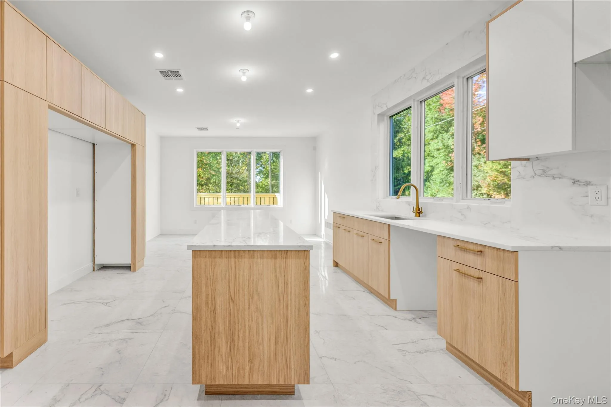 12 Sherman Drive, Ramapo, NY, 9 Bedrooms Bedrooms, 17 Rooms Rooms,6 BathroomsBathrooms,Residential,For Rent,Sherman,0,1062943 12 Sherman Drive, Ramapo, NY, 9 Bedrooms Bedrooms, 17 Rooms Rooms,6 BathroomsBathrooms,Residential,For Rent,Sherman,0,1062943