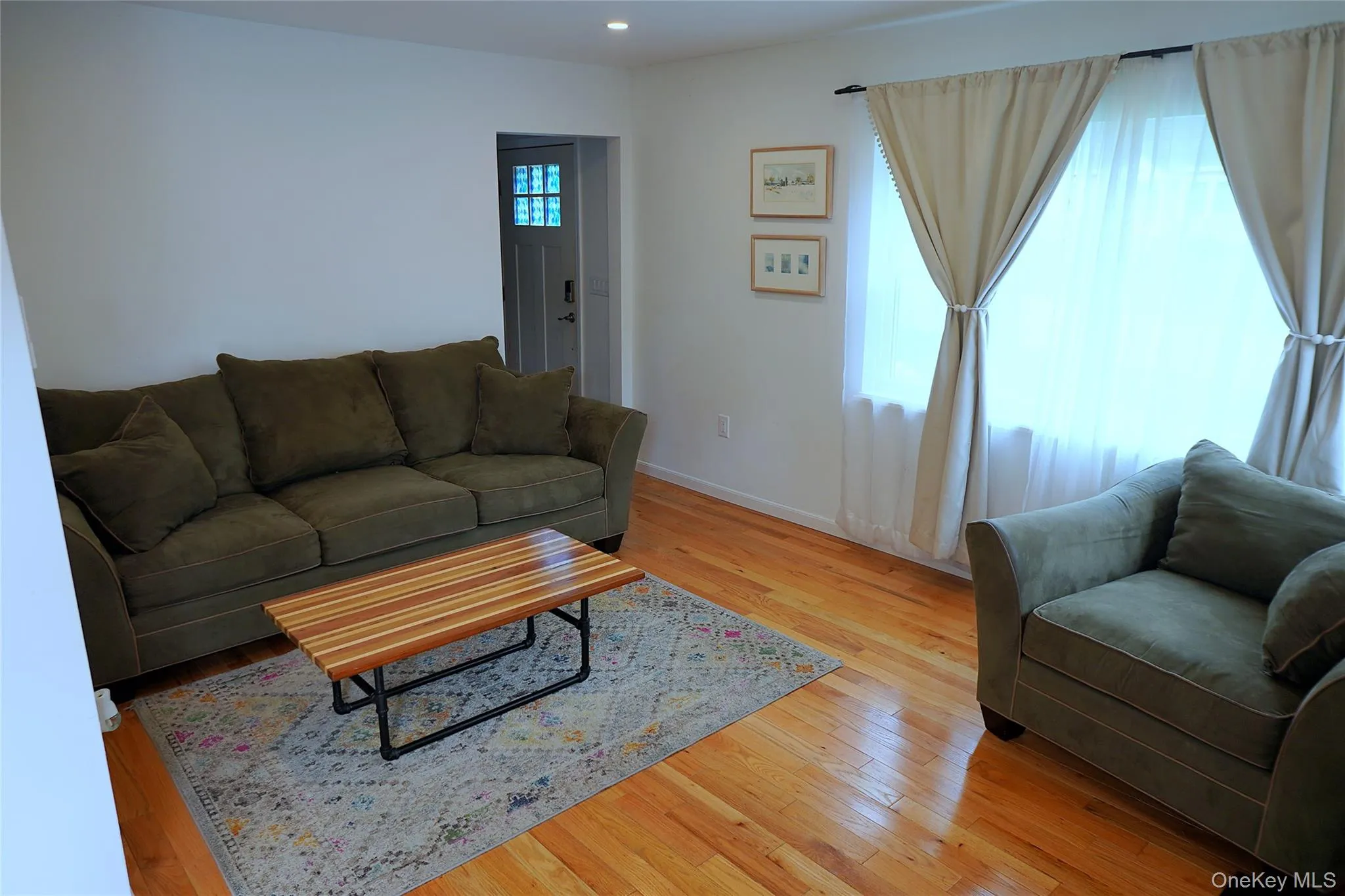 19 Meadow Street, Newburgh (town), NY, 2 Bedrooms Bedrooms, 8 Rooms Rooms,2 BathroomsBathrooms,Residential,For Rent,Meadow,0,1062944 19 Meadow Street, Newburgh (town), NY, 2 Bedrooms Bedrooms, 8 Rooms Rooms,2 BathroomsBathrooms,Residential,For Rent,Meadow,0,1062944