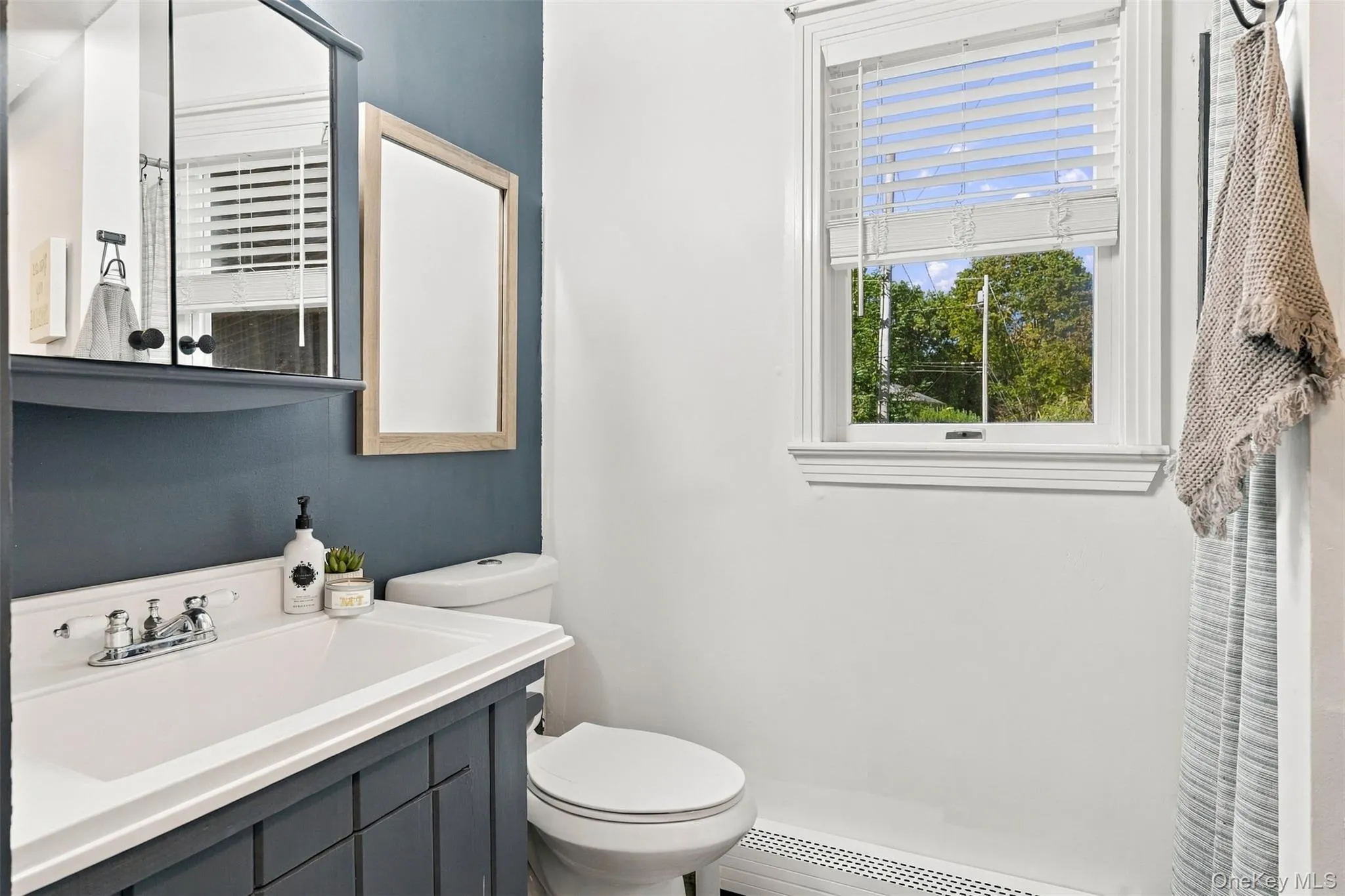 49 Weeks Avenue, Cornwall, NY, 2 Bedrooms Bedrooms, 6 Rooms Rooms,2 BathroomsBathrooms,Residential,For Rent,Weeks,0,1062960 49 Weeks Avenue, Cornwall, NY, 2 Bedrooms Bedrooms, 6 Rooms Rooms,2 BathroomsBathrooms,Residential,For Rent,Weeks,0,1062960