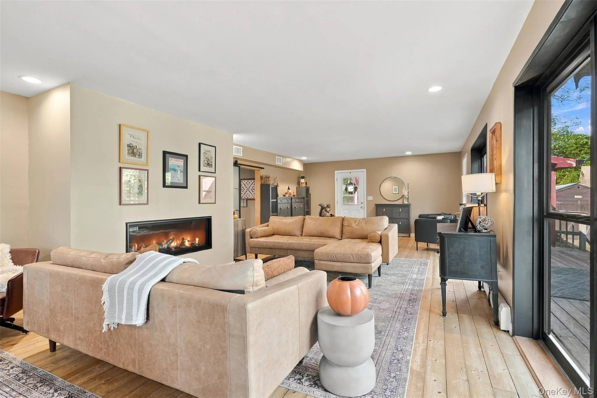 49 Weeks Avenue, Cornwall, NY, 2 Bedrooms Bedrooms, 6 Rooms Rooms,2 BathroomsBathrooms,Residential,For Rent,Weeks,0,1062960 49 Weeks Avenue, Cornwall, NY, 2 Bedrooms Bedrooms, 6 Rooms Rooms,2 BathroomsBathrooms,Residential,For Rent,Weeks,0,1062960