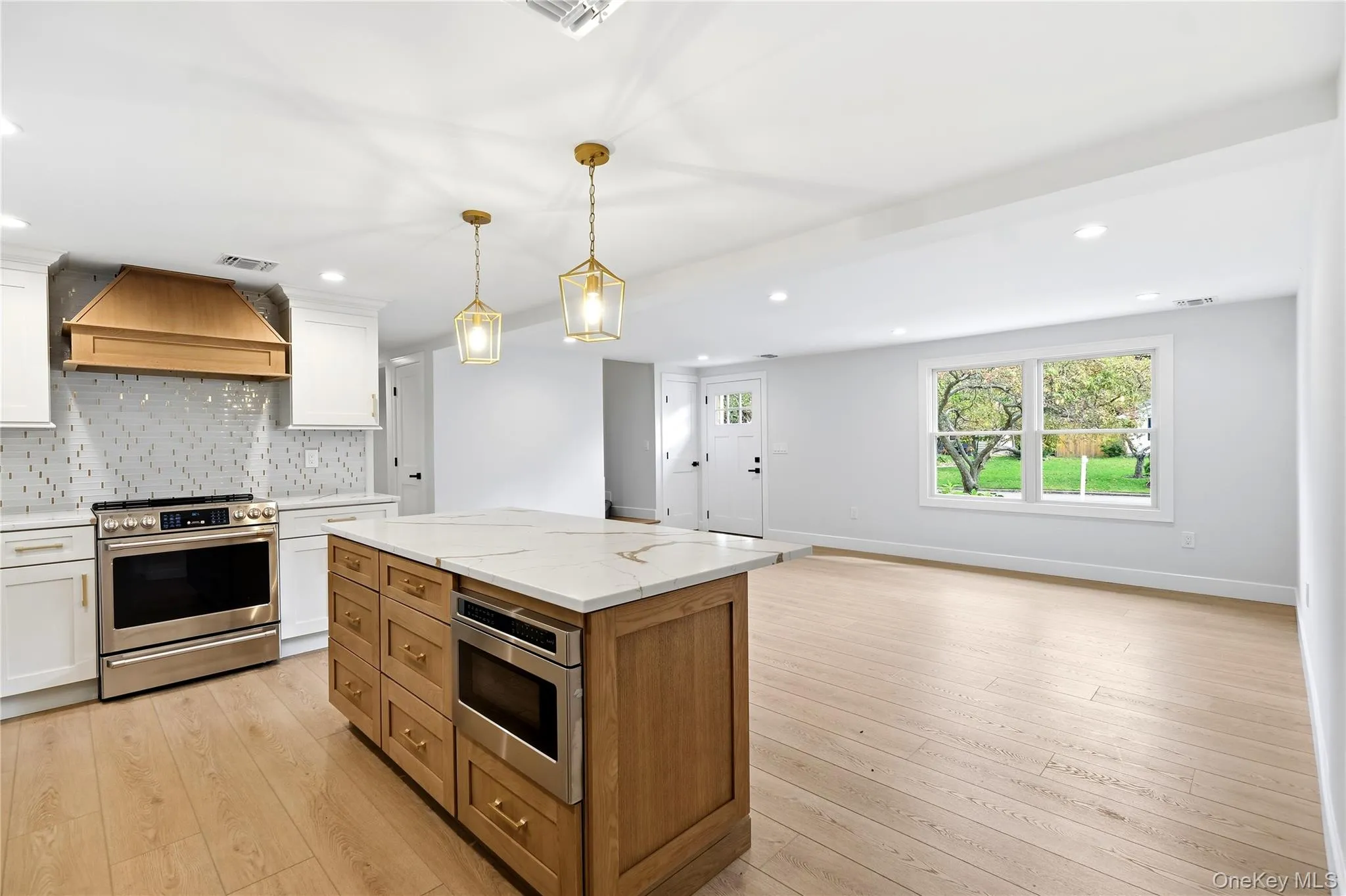 22 Woodbrook Drive, Brookhaven, NY, 4 Bedrooms Bedrooms, 12 Rooms Rooms,3 BathroomsBathrooms,Residential,For Rent,Woodbrook,0,1062973 22 Woodbrook Drive, Brookhaven, NY, 4 Bedrooms Bedrooms, 12 Rooms Rooms,3 BathroomsBathrooms,Residential,For Rent,Woodbrook,0,1062973