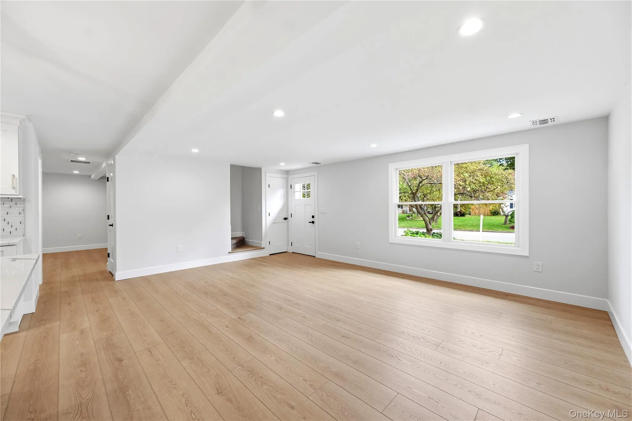 22 Woodbrook Drive, Brookhaven, NY, 4 Bedrooms Bedrooms, 12 Rooms Rooms,3 BathroomsBathrooms,Residential,For Rent,Woodbrook,0,1062973 22 Woodbrook Drive, Brookhaven, NY, 4 Bedrooms Bedrooms, 12 Rooms Rooms,3 BathroomsBathrooms,Residential,For Rent,Woodbrook,0,1062973