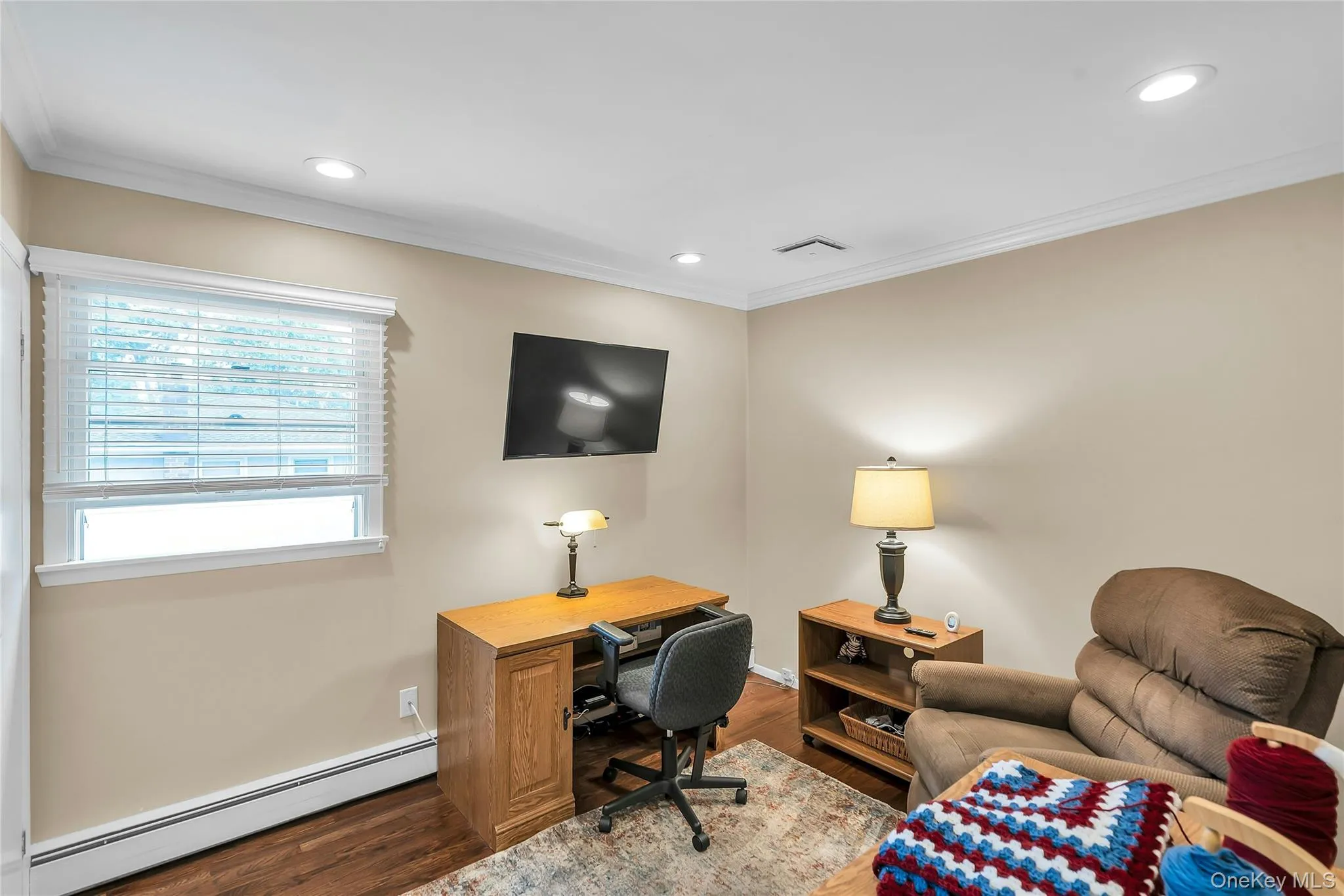 20 Victory Street, Islip, NY, 3 Bedrooms Bedrooms, 6 Rooms Rooms,2 BathroomsBathrooms,Residential,For Rent,Victory,0,1062974 20 Victory Street, Islip, NY, 3 Bedrooms Bedrooms, 6 Rooms Rooms,2 BathroomsBathrooms,Residential,For Rent,Victory,0,1062974