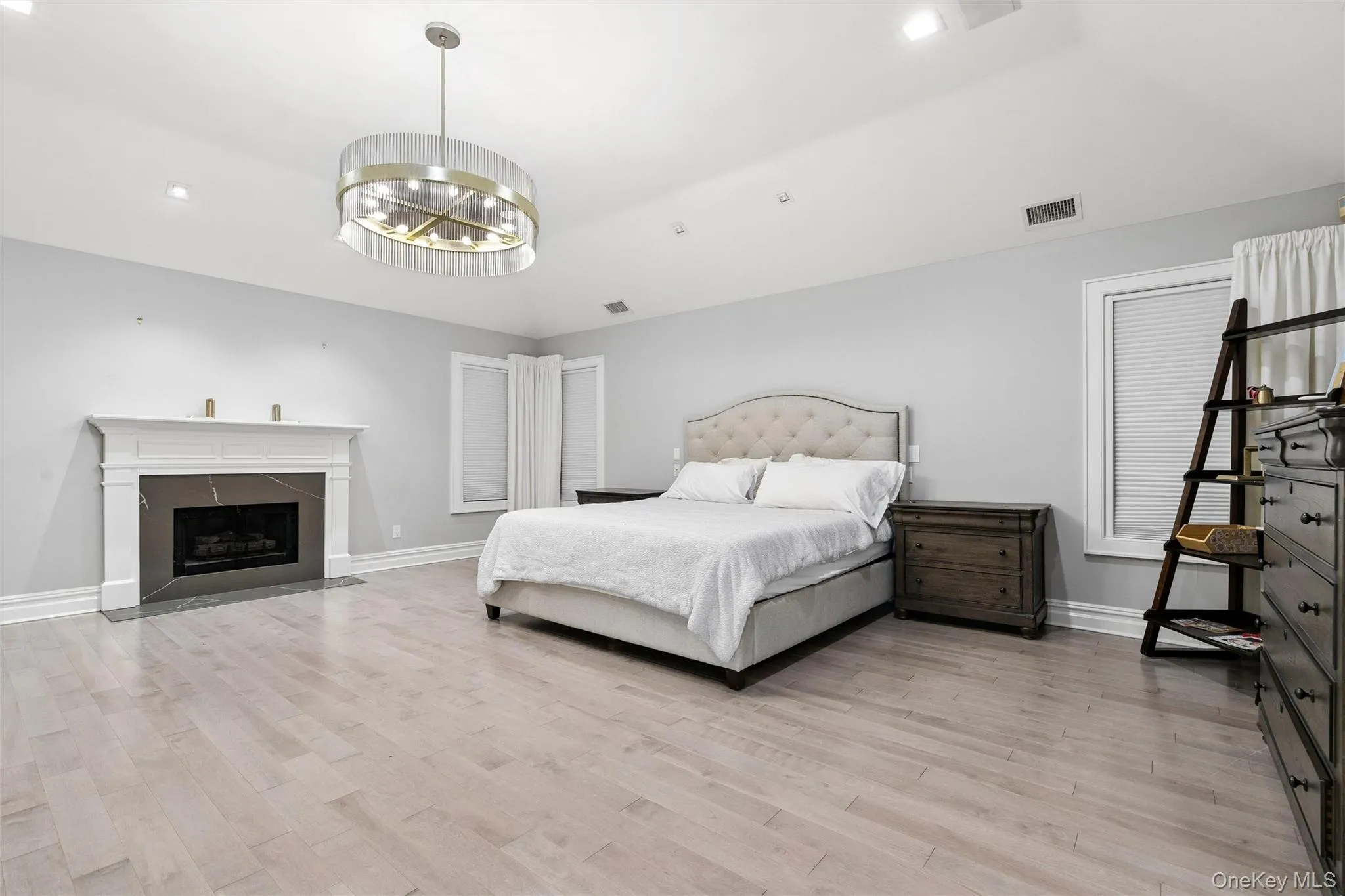 6 Chauncey Place, Oyster Bay, NY, 5 Bedrooms Bedrooms, 10 Rooms Rooms,3 BathroomsBathrooms,Residential,For Rent,Chauncey,0,1062978 6 Chauncey Place, Oyster Bay, NY, 5 Bedrooms Bedrooms, 10 Rooms Rooms,3 BathroomsBathrooms,Residential,For Rent,Chauncey,0,1062978