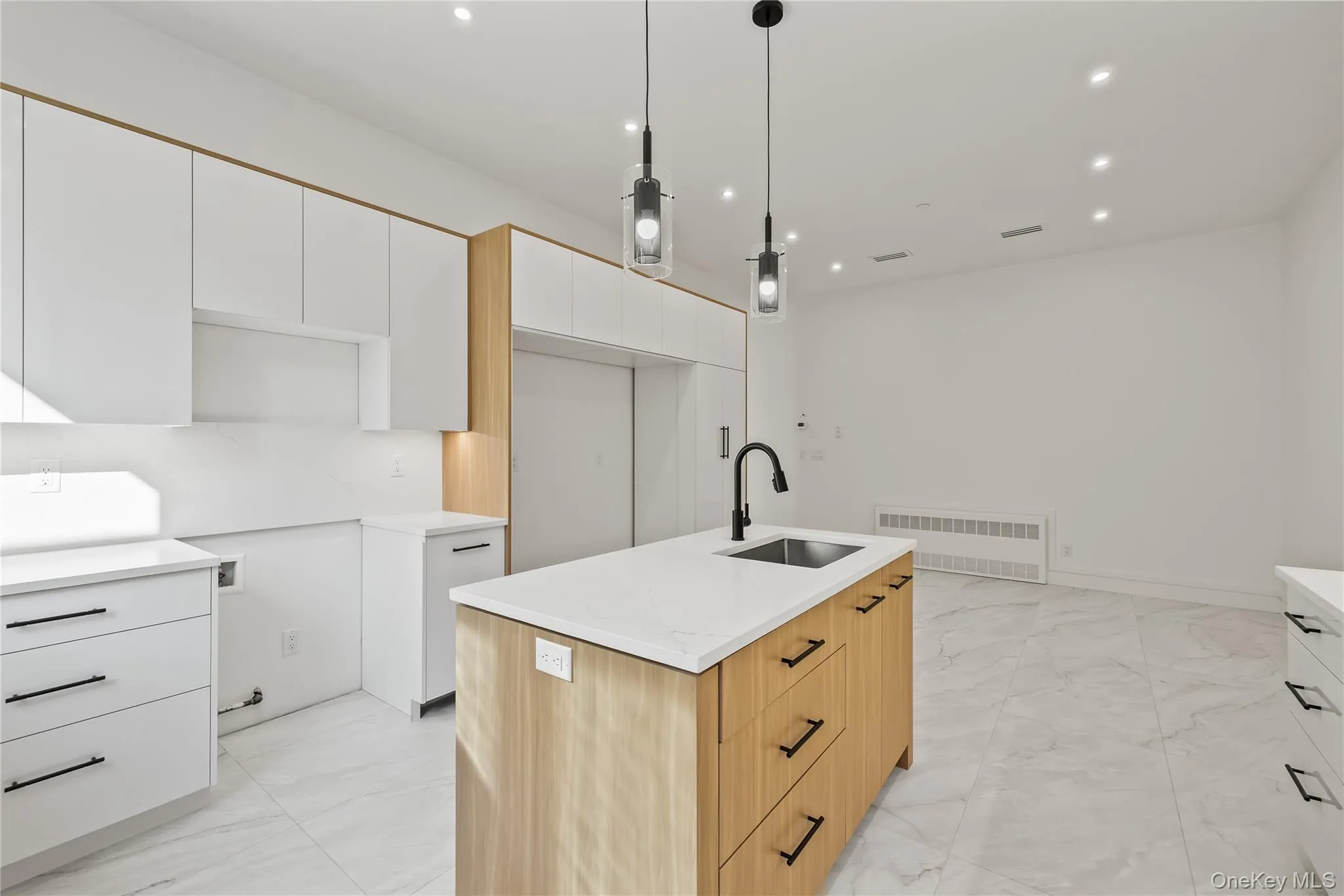 17 Jay Street, Ramapo, NY, 8 Bedrooms Bedrooms, 15 Rooms Rooms,5 BathroomsBathrooms,Residential,For Rent,Jay,0,1062990 17 Jay Street, Ramapo, NY, 8 Bedrooms Bedrooms, 15 Rooms Rooms,5 BathroomsBathrooms,Residential,For Rent,Jay,0,1062990