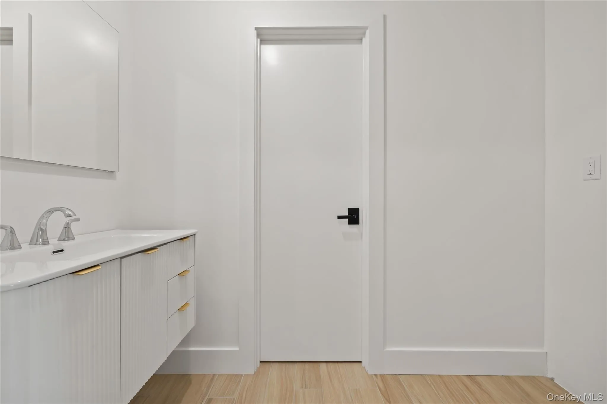 17 Jay Street, Ramapo, NY, 8 Bedrooms Bedrooms, 15 Rooms Rooms,5 BathroomsBathrooms,Residential,For Rent,Jay,0,1062990 17 Jay Street, Ramapo, NY, 8 Bedrooms Bedrooms, 15 Rooms Rooms,5 BathroomsBathrooms,Residential,For Rent,Jay,0,1062990