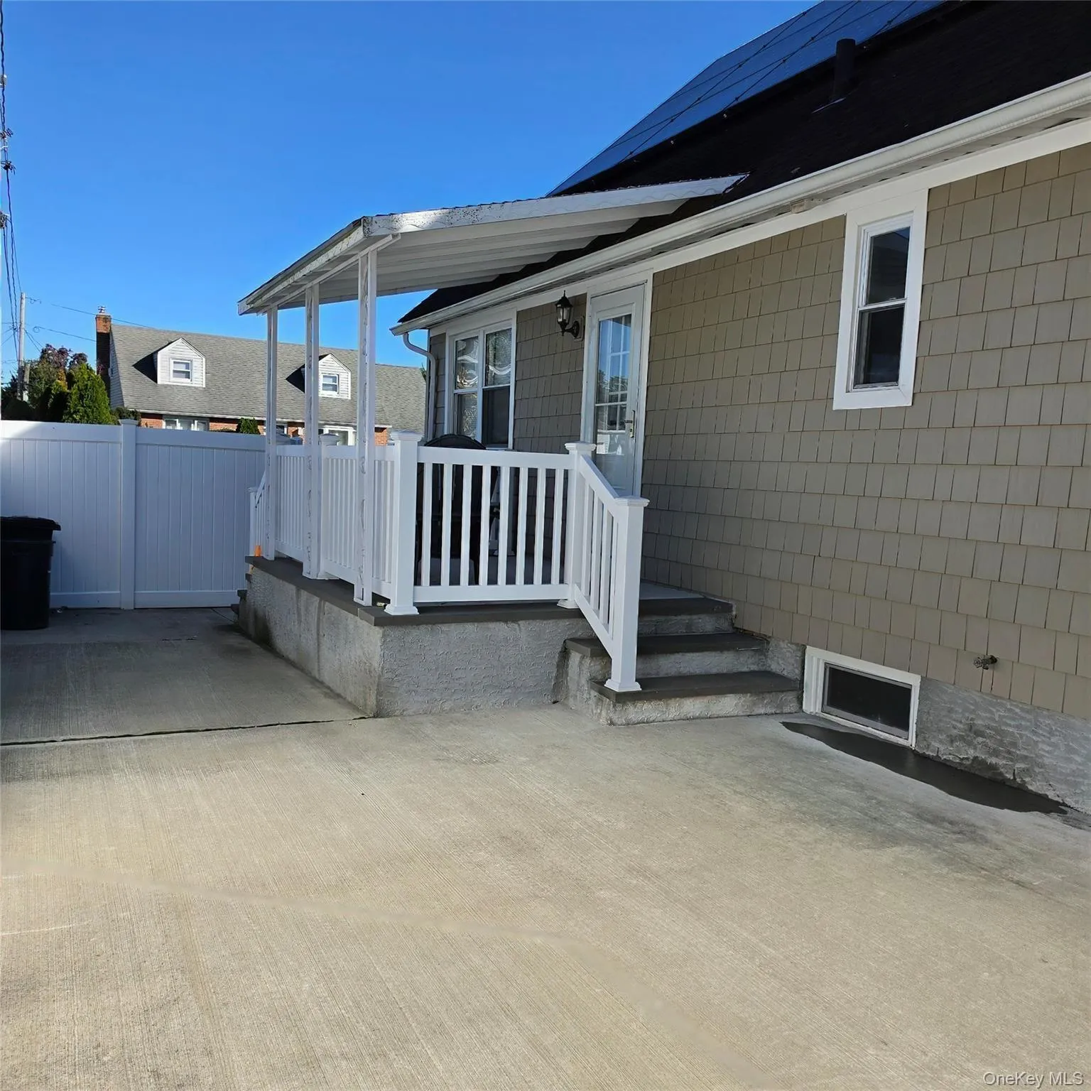 882 Leeds Court, Hempstead, NY, 3 Bedroom Bedrooms, 6 Room Rooms,1 BathroomBathrooms,Residential Lease,For Rent,Leeds,0,1063003 882 Leeds Court, Hempstead, NY, 3 Bedroom Bedrooms, 6 Room Rooms,1 BathroomBathrooms,Residential Lease,For Rent,Leeds,0,1063003