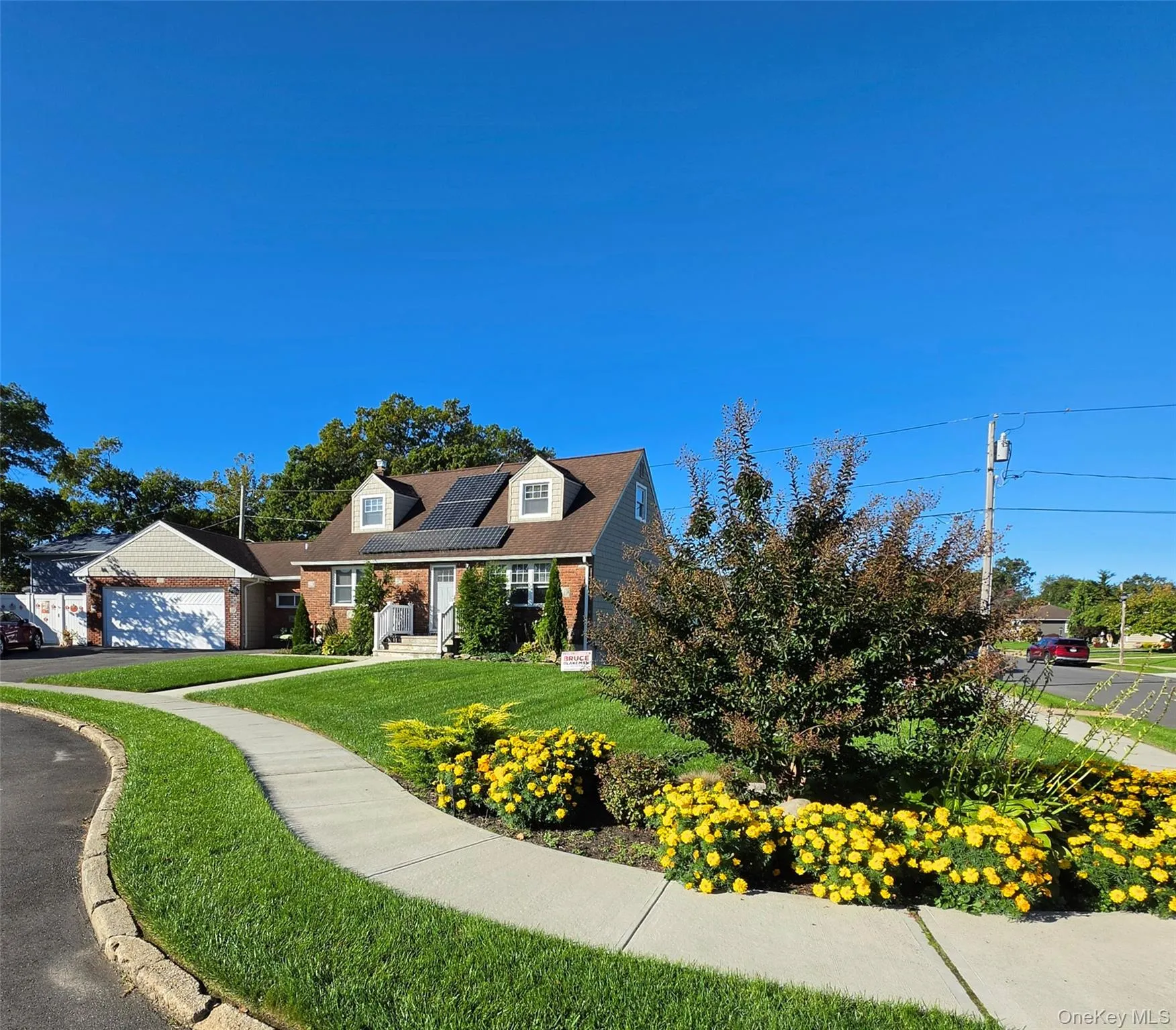 882 Leeds Court, Hempstead, NY, 3 Bedroom Bedrooms, 6 Room Rooms,1 BathroomBathrooms,Residential Lease,For Rent,Leeds,0,1063003 882 Leeds Court, Hempstead, NY, 3 Bedroom Bedrooms, 6 Room Rooms,1 BathroomBathrooms,Residential Lease,For Rent,Leeds,0,1063003