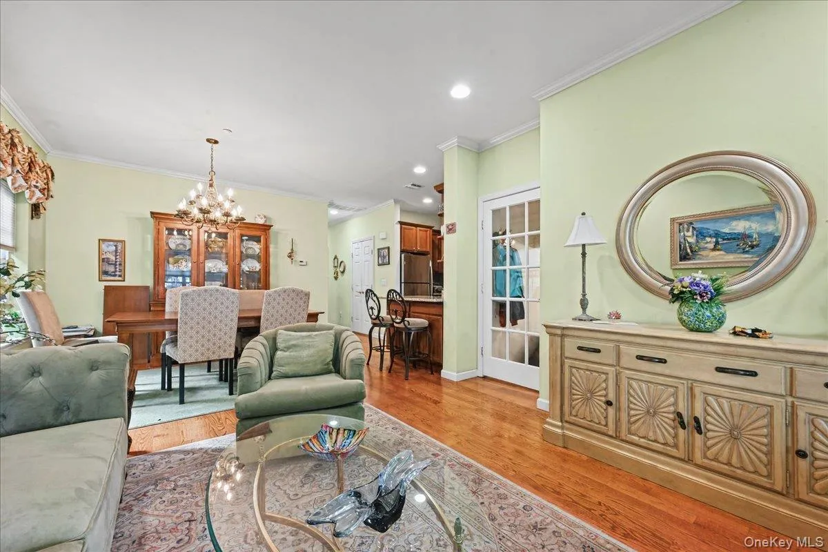 156 Spring Drive, Hempstead, NY, 2 Bedrooms Bedrooms, 5 Rooms Rooms,2 BathroomsBathrooms,Residential,For Rent,Spring,0,1063005 156 Spring Drive, Hempstead, NY, 2 Bedrooms Bedrooms, 5 Rooms Rooms,2 BathroomsBathrooms,Residential,For Rent,Spring,0,1063005