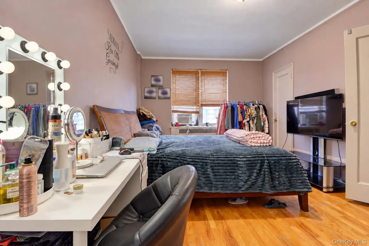 2191 Bolton Street, New York, NY, 2 Bedrooms Bedrooms, 6 Rooms Rooms,2 BathroomsBathrooms,Residential,For Rent,Bolton,0,1063014 2191 Bolton Street, New York, NY, 2 Bedrooms Bedrooms, 6 Rooms Rooms,2 BathroomsBathrooms,Residential,For Rent,Bolton,0,1063014