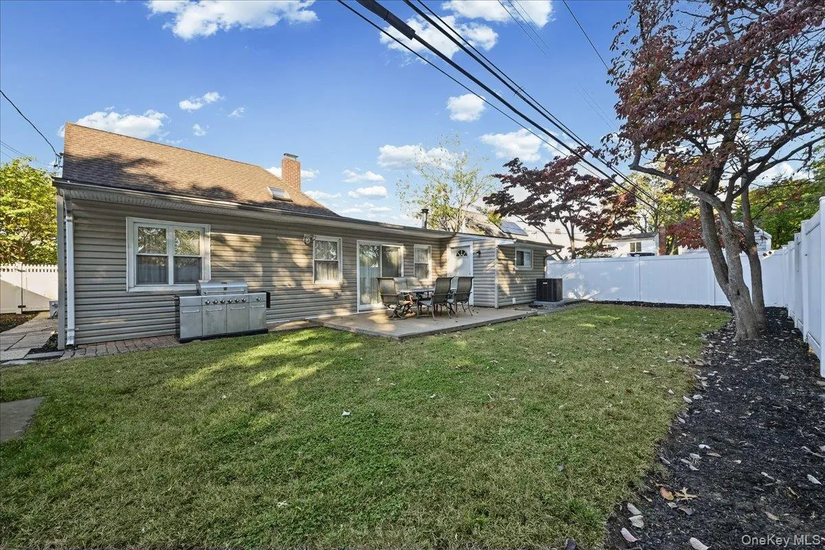 152 Choir Lane, Hempstead, NY, 4 Bedrooms Bedrooms, 9 Rooms Rooms,2 BathroomsBathrooms,Residential,For Rent,Choir,0,1063017 152 Choir Lane, Hempstead, NY, 4 Bedrooms Bedrooms, 9 Rooms Rooms,2 BathroomsBathrooms,Residential,For Rent,Choir,0,1063017