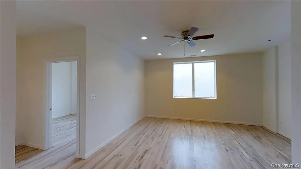 417 New York Avenue, Huntington, NY, 1 Bedroom Bedrooms, 3 Room Rooms,1 BathroomBathrooms,Residential Lease,For Rent,New York,0,1063025 417 New York Avenue, Huntington, NY, 1 Bedroom Bedrooms, 3 Room Rooms,1 BathroomBathrooms,Residential Lease,For Rent,New York,0,1063025