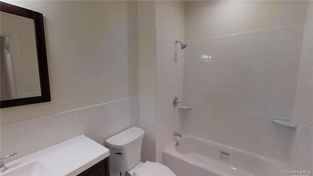 417 New York Avenue, Huntington, NY, 1 Bedroom Bedrooms, 3 Room Rooms,1 BathroomBathrooms,Residential Lease,For Rent,New York,0,1063025 417 New York Avenue, Huntington, NY, 1 Bedroom Bedrooms, 3 Room Rooms,1 BathroomBathrooms,Residential Lease,For Rent,New York,0,1063025