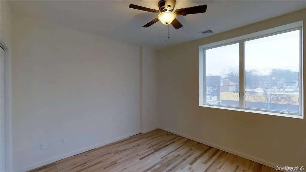 417 New York Avenue, Huntington, NY, 1 Bedroom Bedrooms, 3 Room Rooms,1 BathroomBathrooms,Residential Lease,For Rent,New York,0,1063025 417 New York Avenue, Huntington, NY, 1 Bedroom Bedrooms, 3 Room Rooms,1 BathroomBathrooms,Residential Lease,For Rent,New York,0,1063025