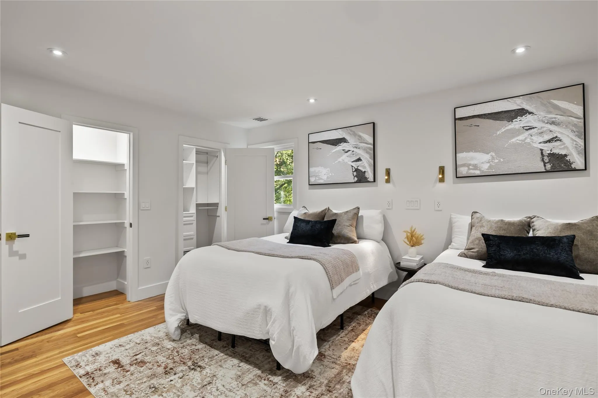 36 Montclair Avenue, Ramapo, NY, 4 Bedrooms Bedrooms, 12 Rooms Rooms,2 BathroomsBathrooms,Residential,For Rent,Montclair,0,1063026 36 Montclair Avenue, Ramapo, NY, 4 Bedrooms Bedrooms, 12 Rooms Rooms,2 BathroomsBathrooms,Residential,For Rent,Montclair,0,1063026