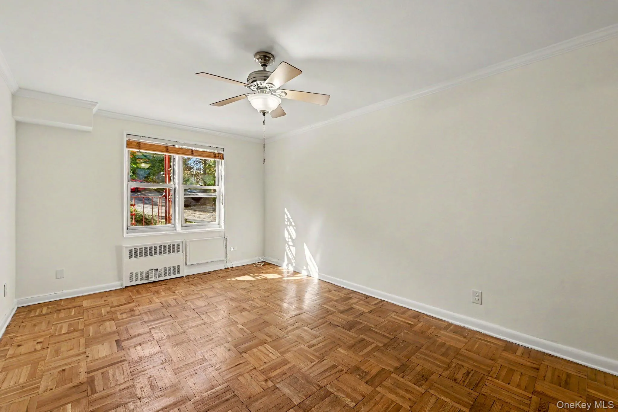 Large sunny primary bedroom with en-suite. Large sunny primary bedroom with en-suite.
