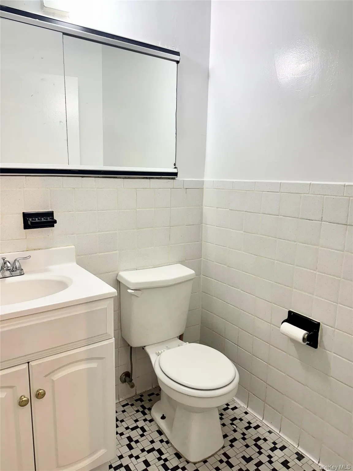85-15 Main Street, New York, NY, 1 Room Rooms,1 BathroomBathrooms,Residential Lease,For Rent,Main Street,0,1063034 85-15 Main Street, New York, NY, 1 Room Rooms,1 BathroomBathrooms,Residential Lease,For Rent,Main Street,0,1063034