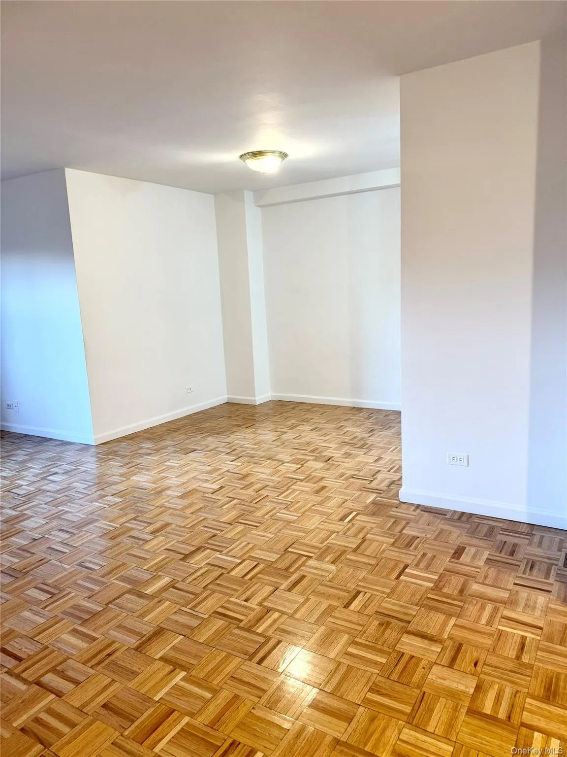 85-15 Main Street, New York, NY, 1 Room Rooms,1 BathroomBathrooms,Residential Lease,For Rent,Main Street,0,1063034 85-15 Main Street, New York, NY, 1 Room Rooms,1 BathroomBathrooms,Residential Lease,For Rent,Main Street,0,1063034