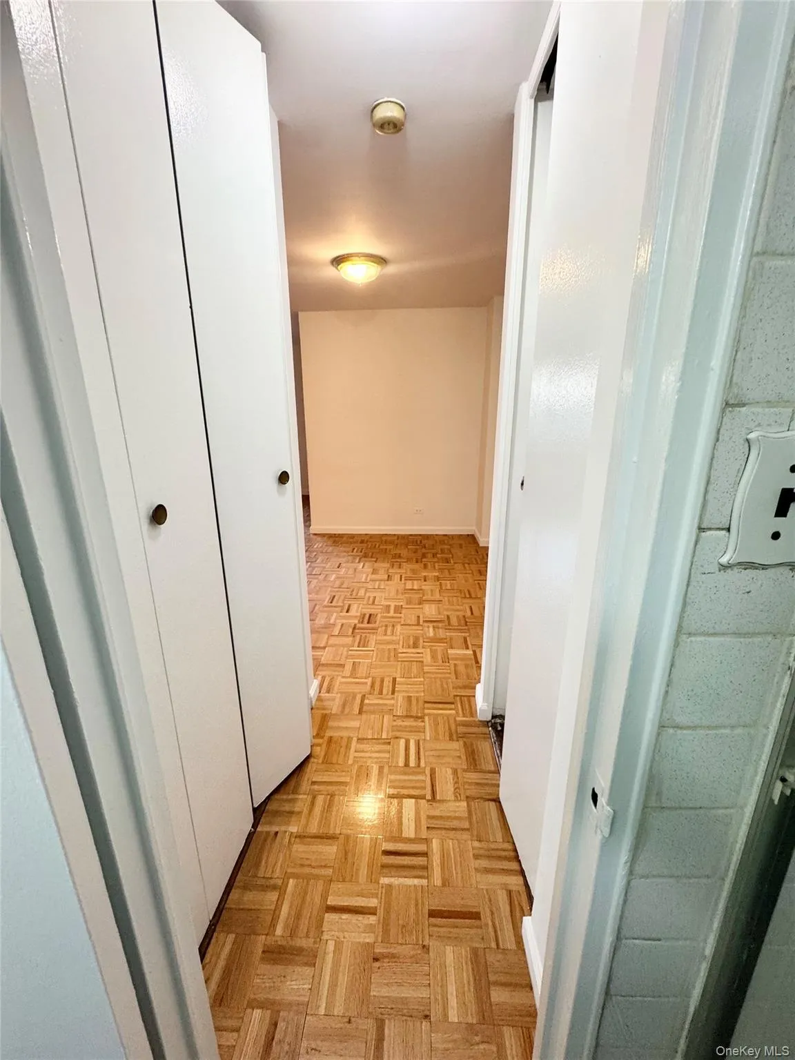 85-15 Main Street, New York, NY, 1 Room Rooms,1 BathroomBathrooms,Residential Lease,For Rent,Main Street,0,1063034 85-15 Main Street, New York, NY, 1 Room Rooms,1 BathroomBathrooms,Residential Lease,For Rent,Main Street,0,1063034