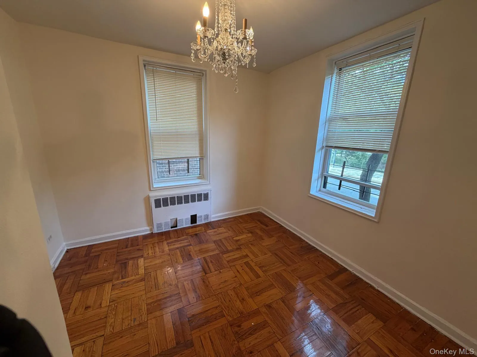 62-59 108 108 Street, New York, NY, 2 Bedroom Bedrooms, 4 Room Rooms,1 BathroomBathrooms,Residential Lease,For Rent,108,0,1063039 62-59 108 108 Street, New York, NY, 2 Bedroom Bedrooms, 4 Room Rooms,1 BathroomBathrooms,Residential Lease,For Rent,108,0,1063039