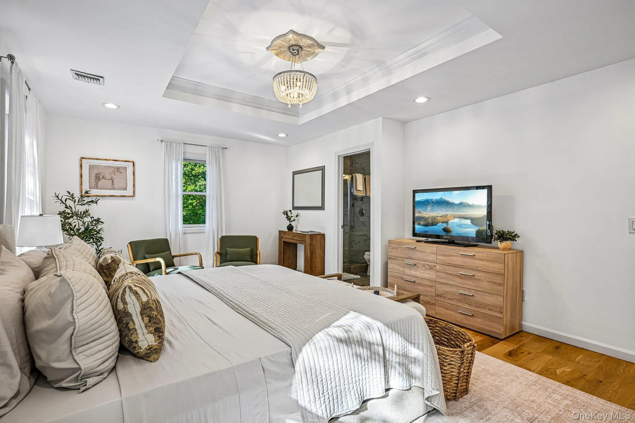 57 Hampton Ct, Southampton, New York 11932