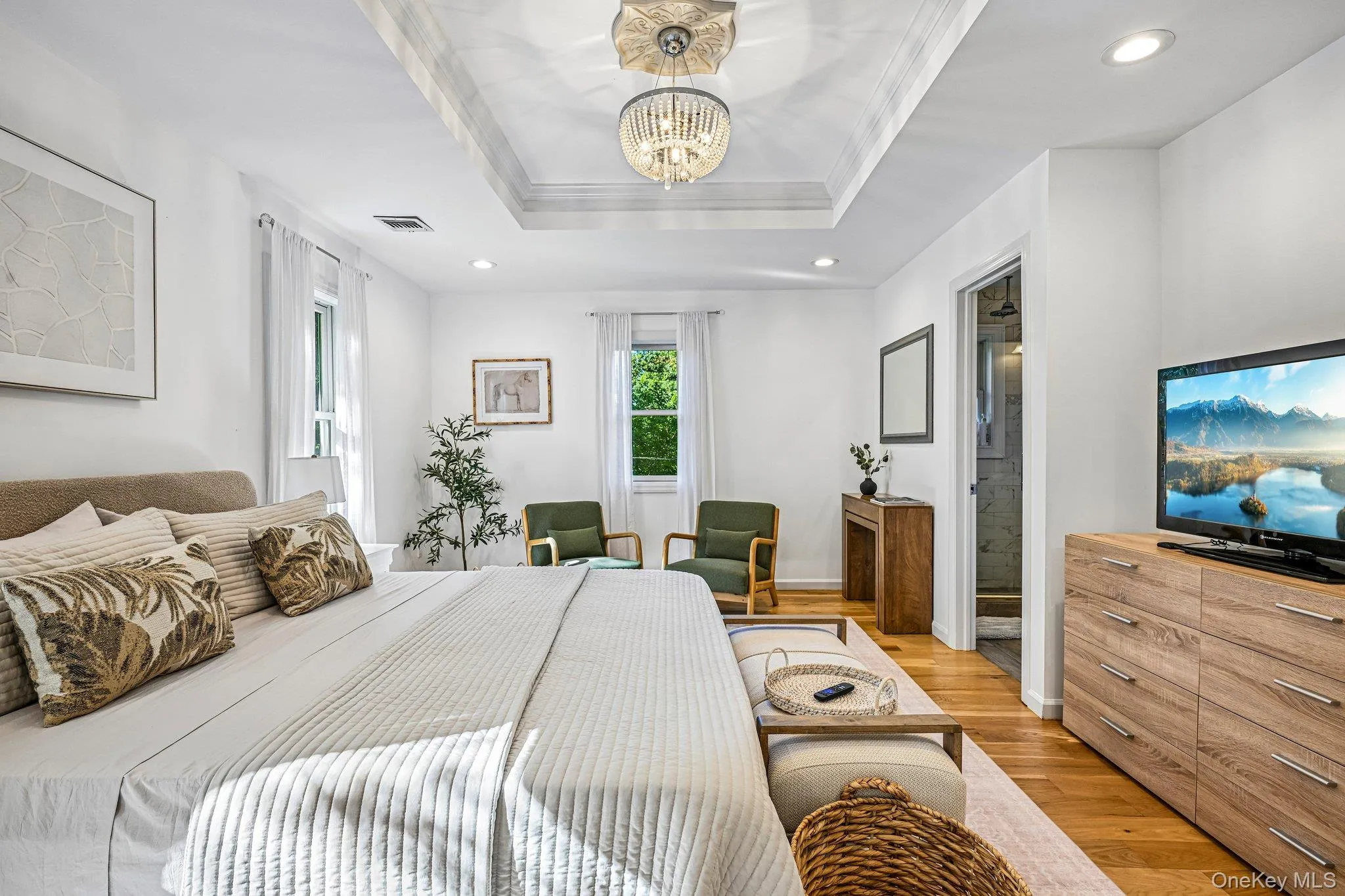 57 Hampton Ct, Southampton, New York 11932