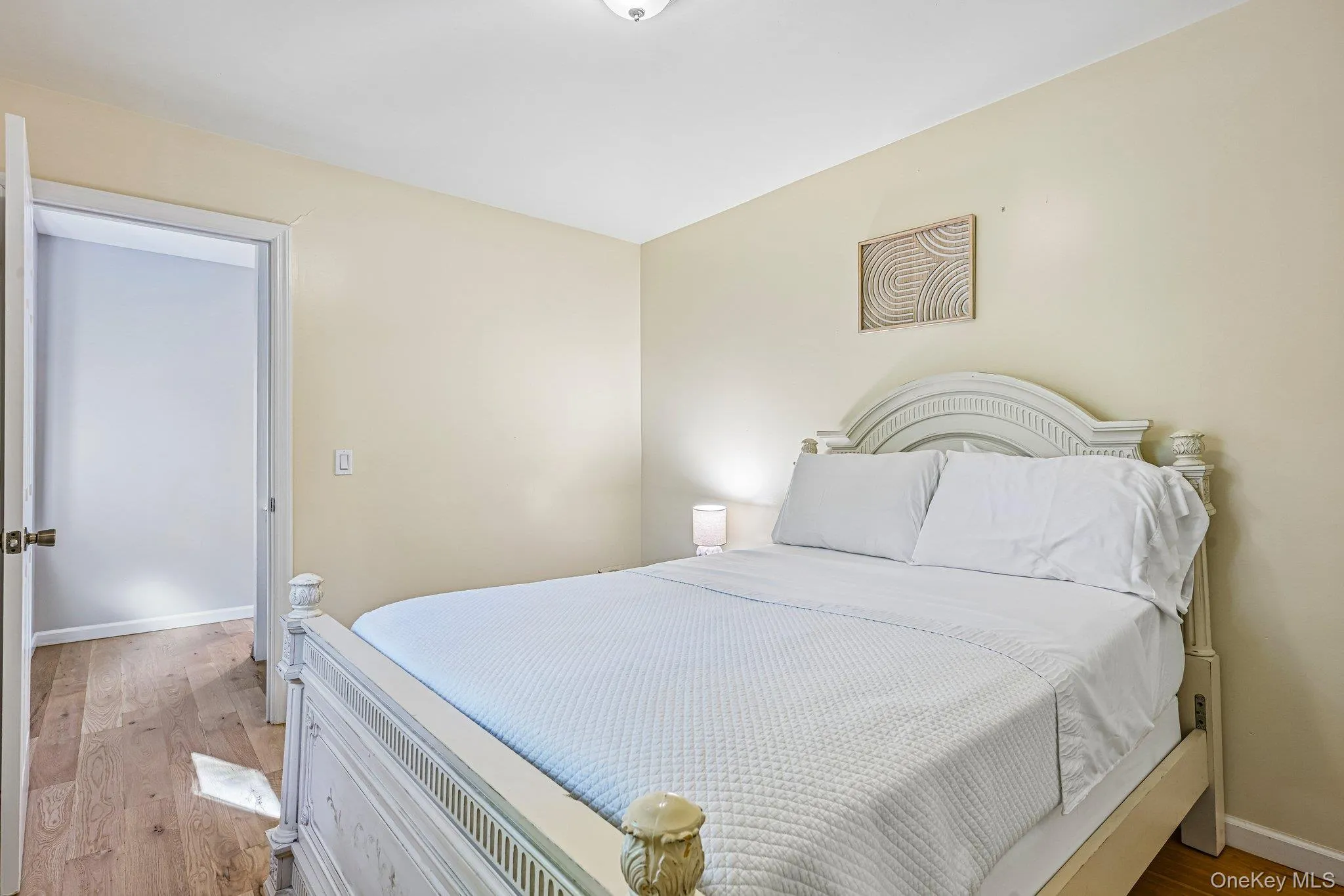 57 Hampton Ct, Southampton, New York 11932