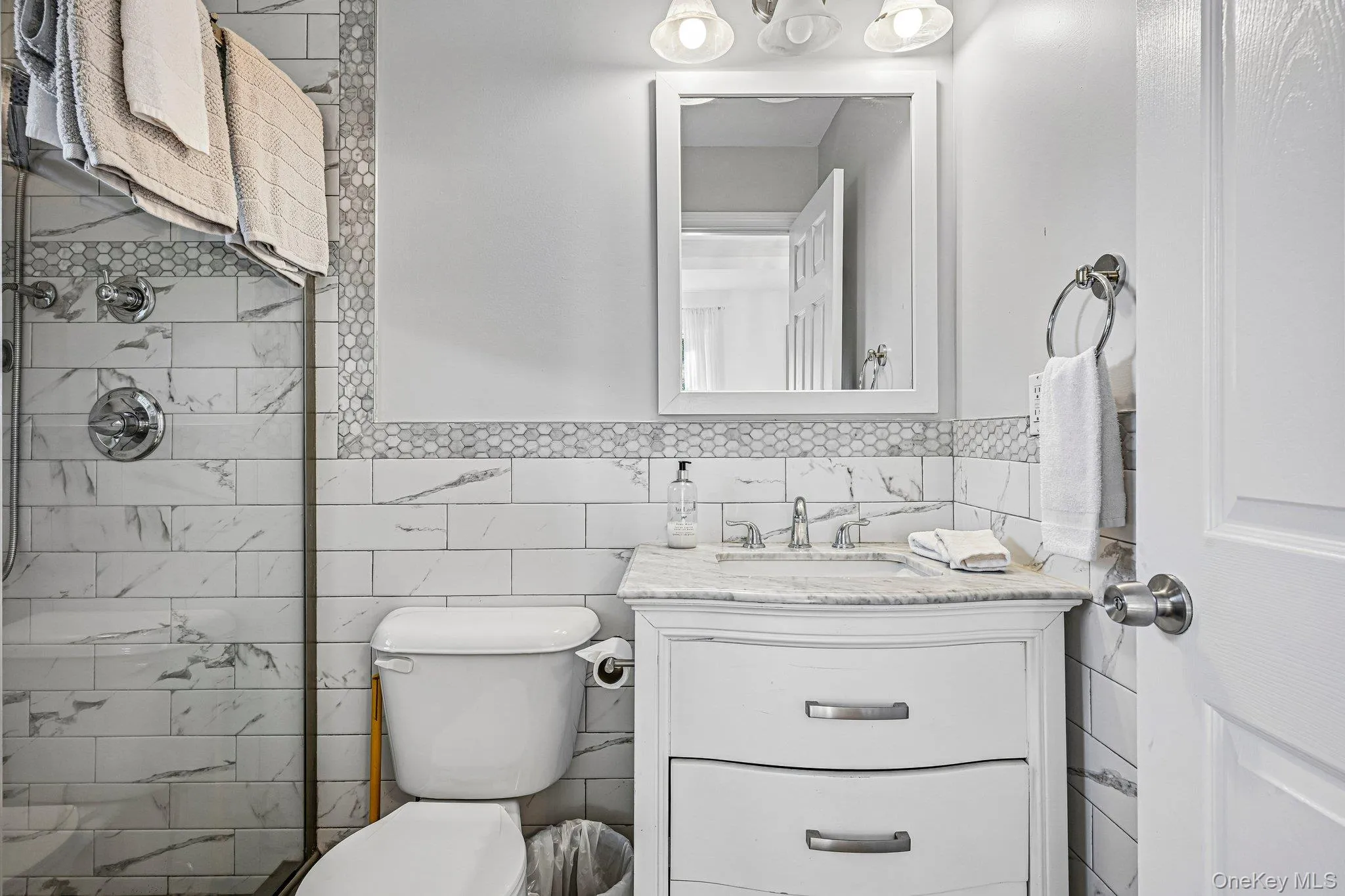 57 Hampton Ct, Southampton, New York 11932