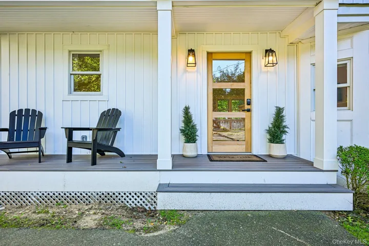 57 Hampton Ct, Southampton, New York 11932