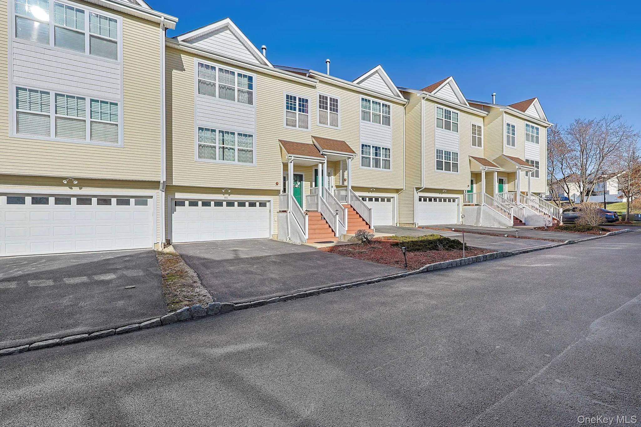 86 Woodlake Drive, Middletown, NY, 3 Bedrooms Bedrooms, 9 Rooms Rooms,2 BathroomsBathrooms,Residential,For Rent,Woodlake,0,1063045 86 Woodlake Drive, Middletown, NY, 3 Bedrooms Bedrooms, 9 Rooms Rooms,2 BathroomsBathrooms,Residential,For Rent,Woodlake,0,1063045