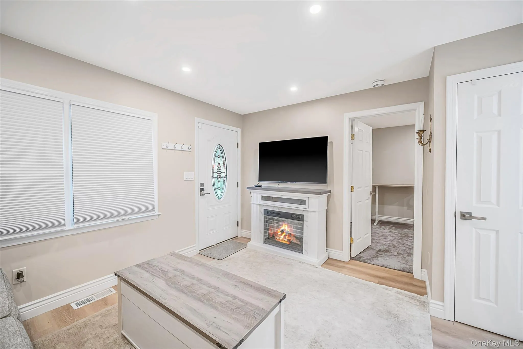 64 Magnolia Avenue, Brookhaven, NY, 1 Bedroom Bedrooms, 4 Room Rooms,1 BathroomBathrooms,Residential Lease,For Rent,Magnolia,0,1063047 64 Magnolia Avenue, Brookhaven, NY, 1 Bedroom Bedrooms, 4 Room Rooms,1 BathroomBathrooms,Residential Lease,For Rent,Magnolia,0,1063047