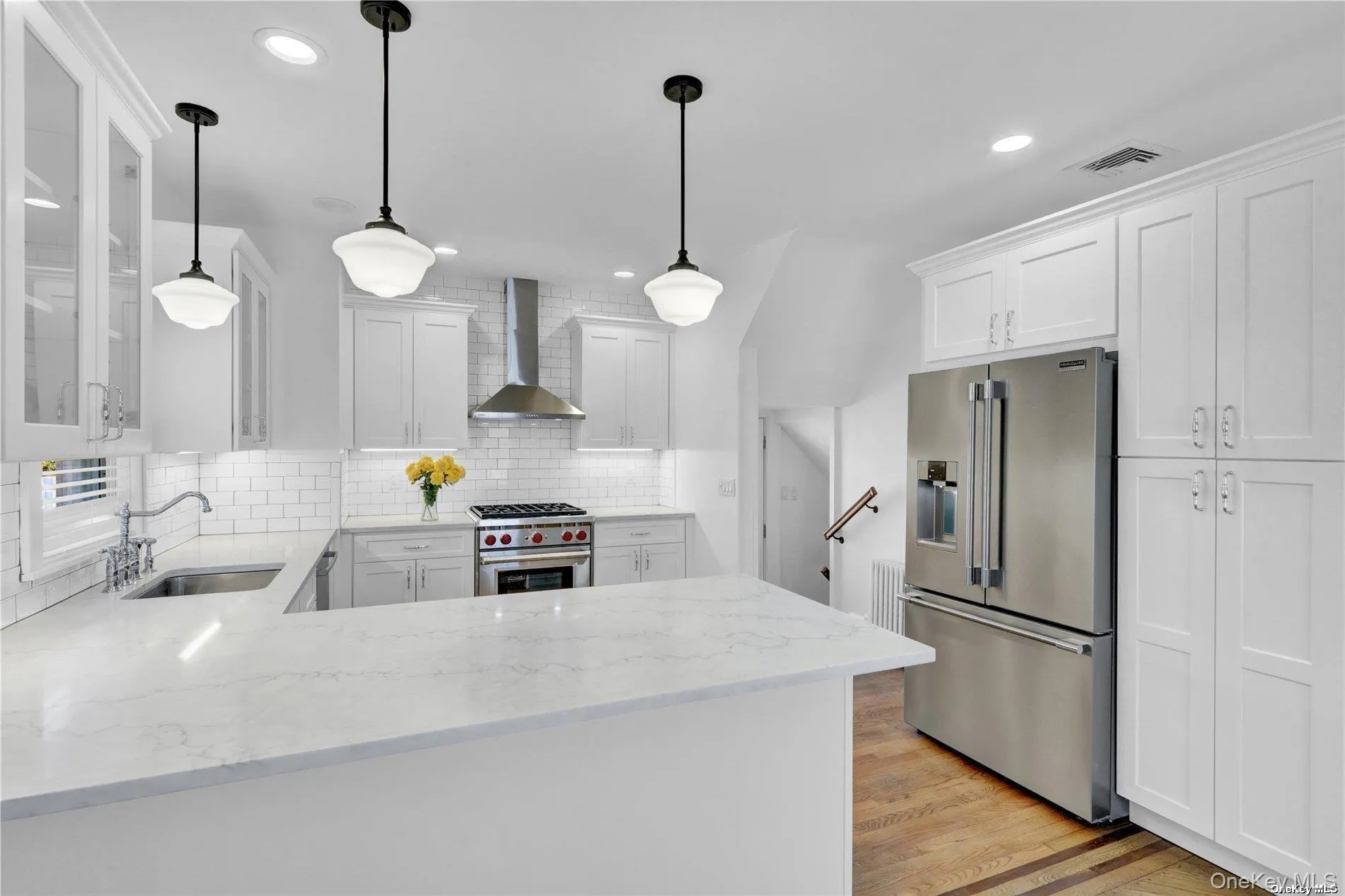 Island in kitchen Island in kitchen