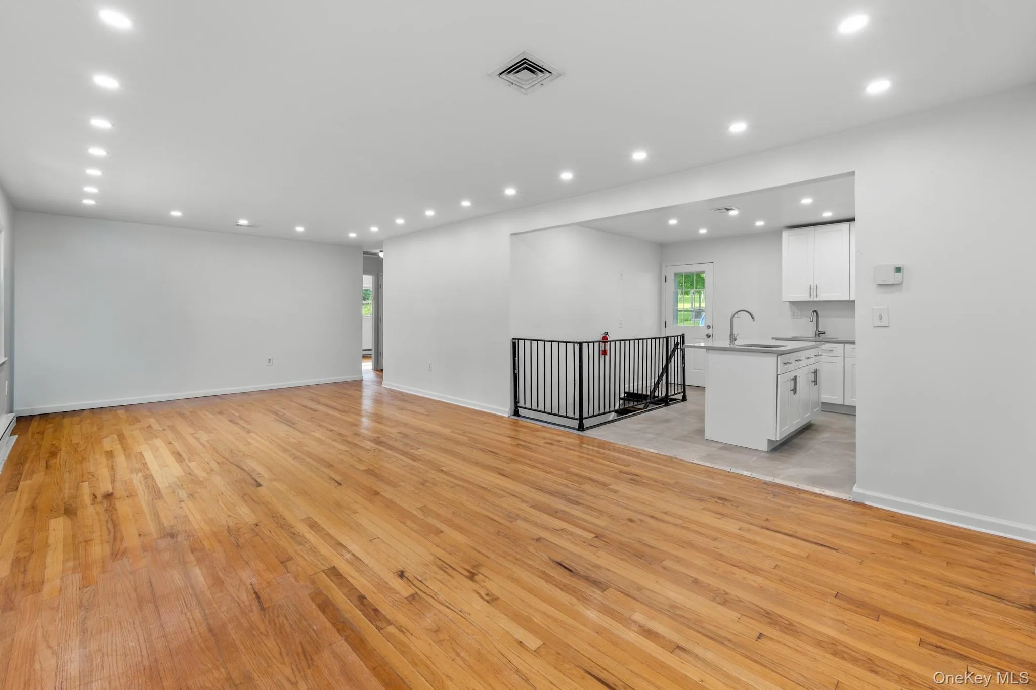248 Ridge Road, Woodbury, NY, 3 Bedrooms Bedrooms, 6 Rooms Rooms,2 BathroomsBathrooms,Residential Lease,For Rent,Ridge,0,1063053 248 Ridge Road, Woodbury, NY, 3 Bedrooms Bedrooms, 6 Rooms Rooms,2 BathroomsBathrooms,Residential Lease,For Rent,Ridge,0,1063053