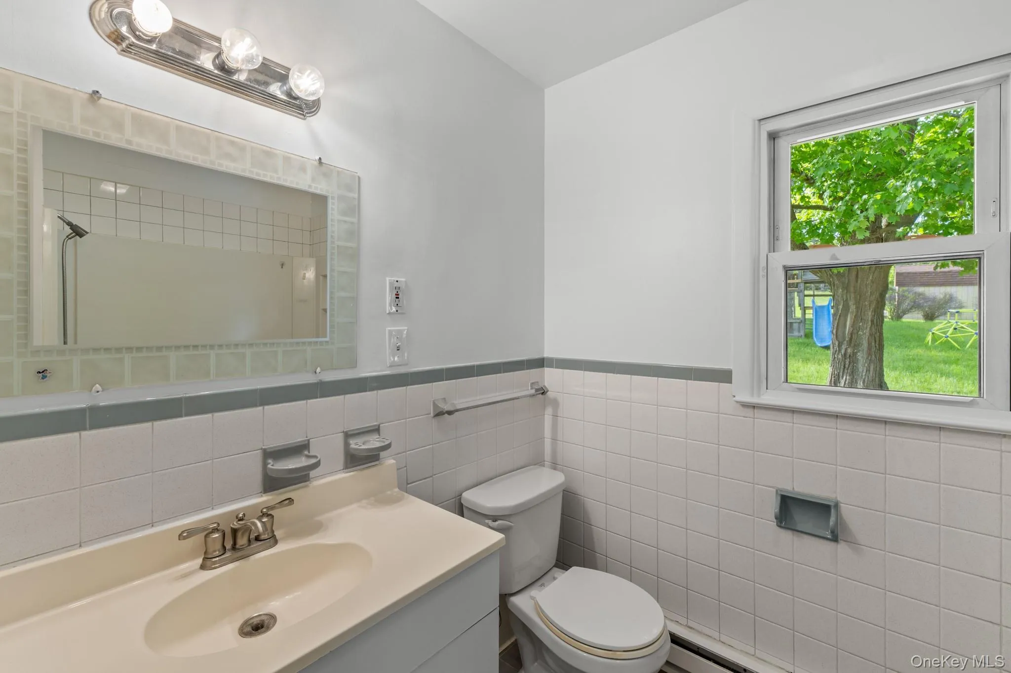 248 Ridge Road, Woodbury, NY, 3 Bedrooms Bedrooms, 6 Rooms Rooms,2 BathroomsBathrooms,Residential Lease,For Rent,Ridge,0,1063053 248 Ridge Road, Woodbury, NY, 3 Bedrooms Bedrooms, 6 Rooms Rooms,2 BathroomsBathrooms,Residential Lease,For Rent,Ridge,0,1063053
