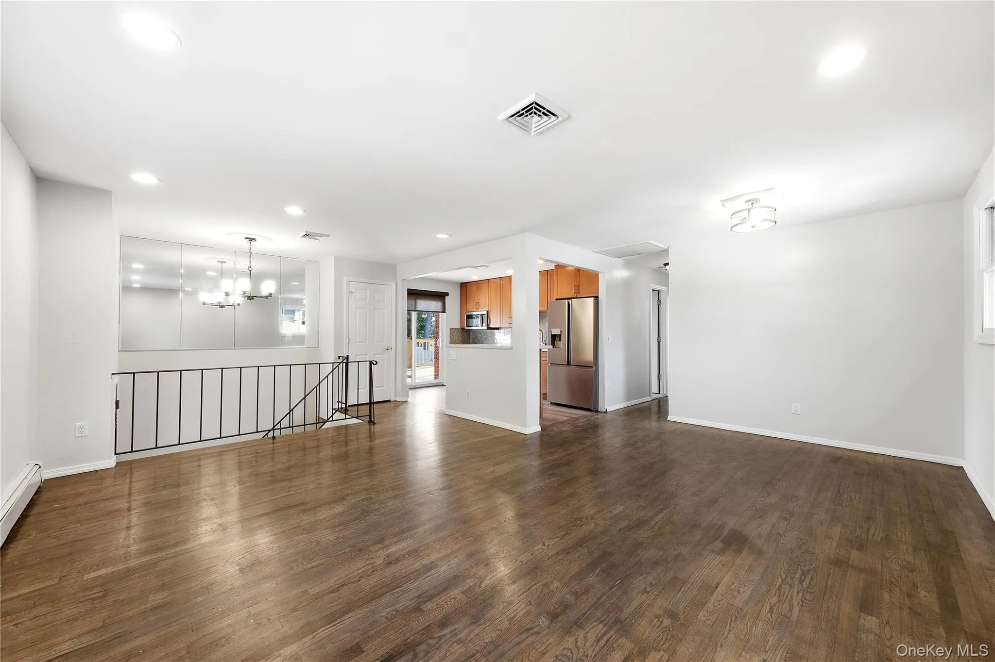 1362 Hummel Avenue, Islip, NY, 4 Bedrooms Bedrooms, 13 Rooms Rooms,3 BathroomsBathrooms,Residential,For Rent,Hummel,0,1063072 1362 Hummel Avenue, Islip, NY, 4 Bedrooms Bedrooms, 13 Rooms Rooms,3 BathroomsBathrooms,Residential,For Rent,Hummel,0,1063072