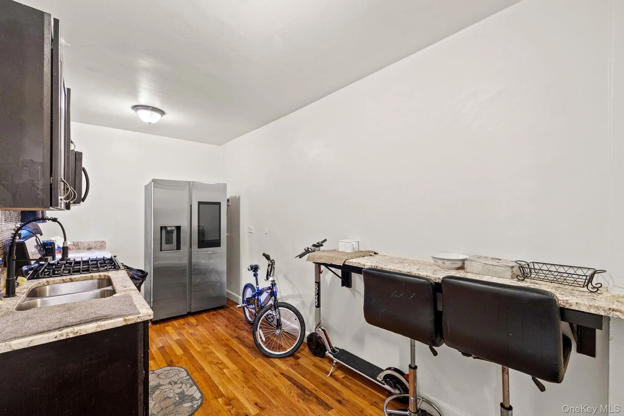 2105 Wallace Avenue, New York, NY, 1 Bedroom Bedrooms, 3 Rooms Rooms,1 BathroomBathrooms,Residential,For Rent,Wallace,0,1063075 2105 Wallace Avenue, New York, NY, 1 Bedroom Bedrooms, 3 Rooms Rooms,1 BathroomBathrooms,Residential,For Rent,Wallace,0,1063075