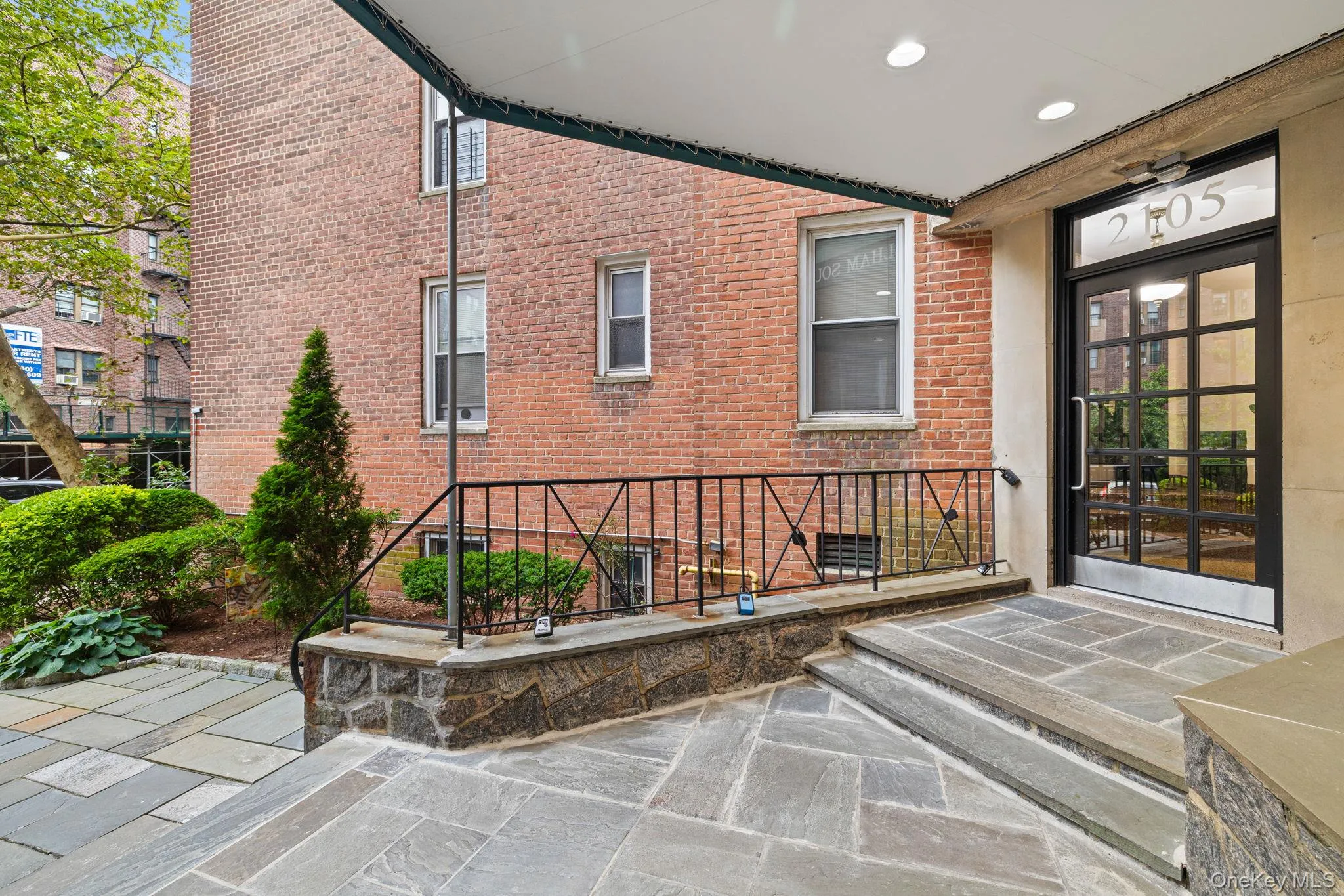 2105 Wallace Avenue, New York, NY, 1 Bedroom Bedrooms, 3 Rooms Rooms,1 BathroomBathrooms,Residential,For Rent,Wallace,0,1063075 2105 Wallace Avenue, New York, NY, 1 Bedroom Bedrooms, 3 Rooms Rooms,1 BathroomBathrooms,Residential,For Rent,Wallace,0,1063075