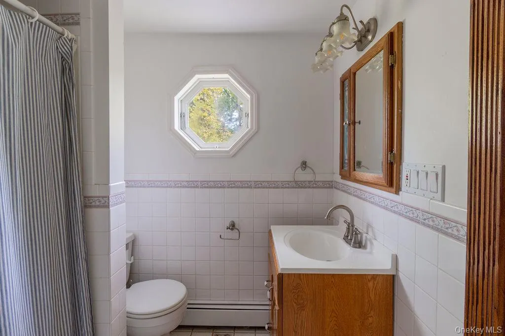 413 Gardnertown Road, Newburgh (town), NY, 2 Bedrooms Bedrooms, 8 Rooms Rooms,1 BathroomBathrooms,Residential,For Rent,Gardnertown,0,1063083 413 Gardnertown Road, Newburgh (town), NY, 2 Bedrooms Bedrooms, 8 Rooms Rooms,1 BathroomBathrooms,Residential,For Rent,Gardnertown,0,1063083