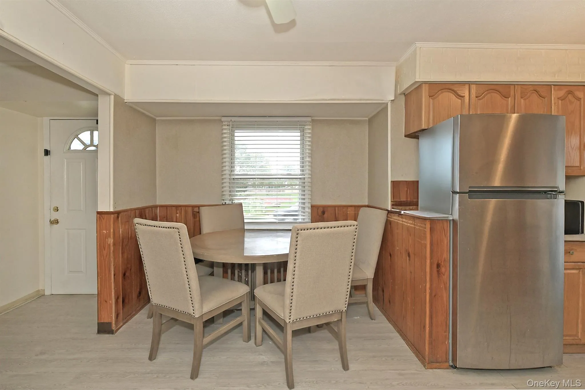 31 Cherry Lane, Oyster Bay, NY, 3 Bedrooms Bedrooms, 5 Rooms Rooms,2 BathroomsBathrooms,Residential,For Rent,Cherry,0,1063085 31 Cherry Lane, Oyster Bay, NY, 3 Bedrooms Bedrooms, 5 Rooms Rooms,2 BathroomsBathrooms,Residential,For Rent,Cherry,0,1063085