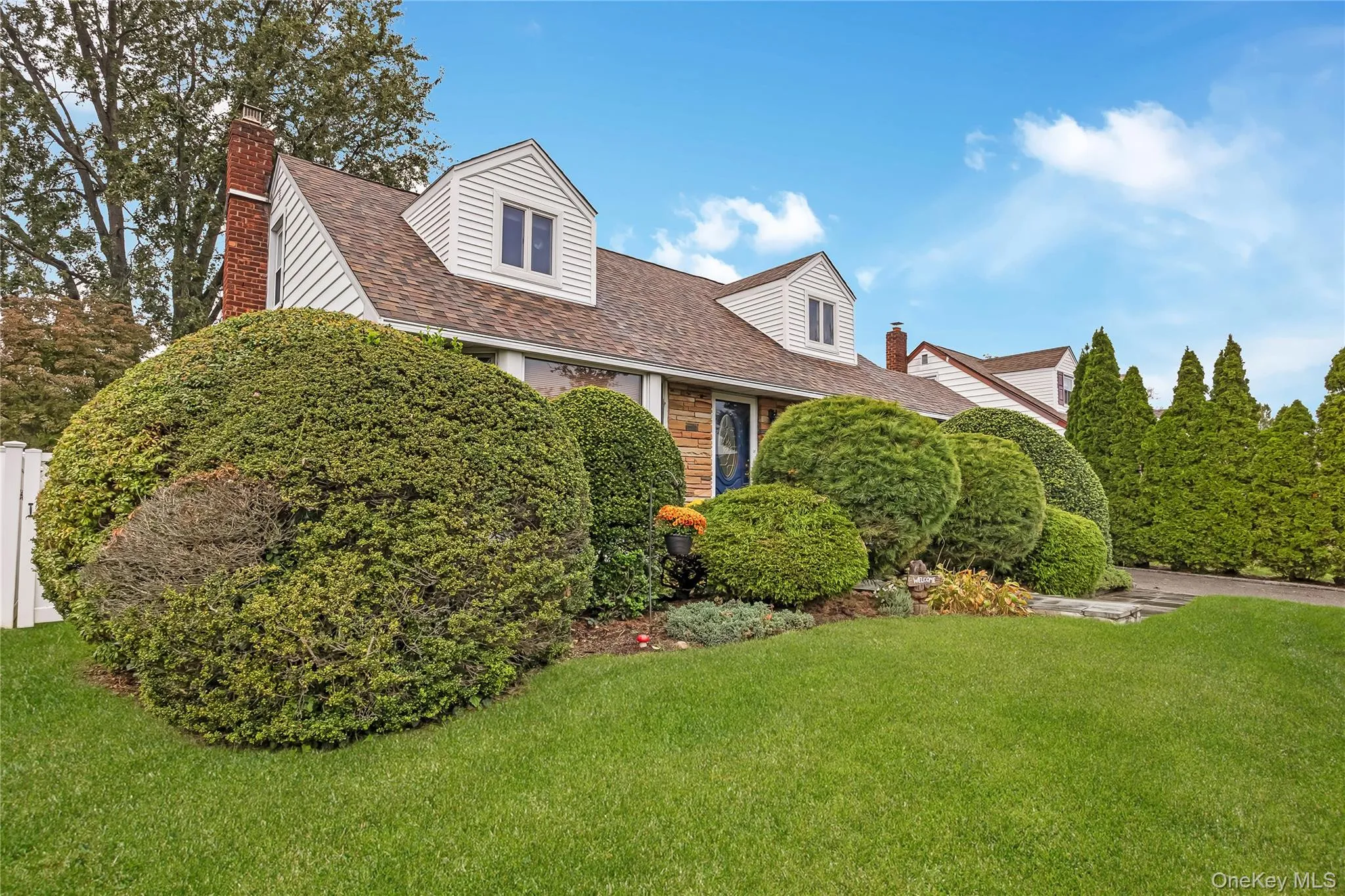19 Leonard Road, Oyster Bay, NY, 4 Bedrooms Bedrooms, 7 Rooms Rooms,2 BathroomsBathrooms,Residential,For Rent,Leonard,0,1063097 19 Leonard Road, Oyster Bay, NY, 4 Bedrooms Bedrooms, 7 Rooms Rooms,2 BathroomsBathrooms,Residential,For Rent,Leonard,0,1063097