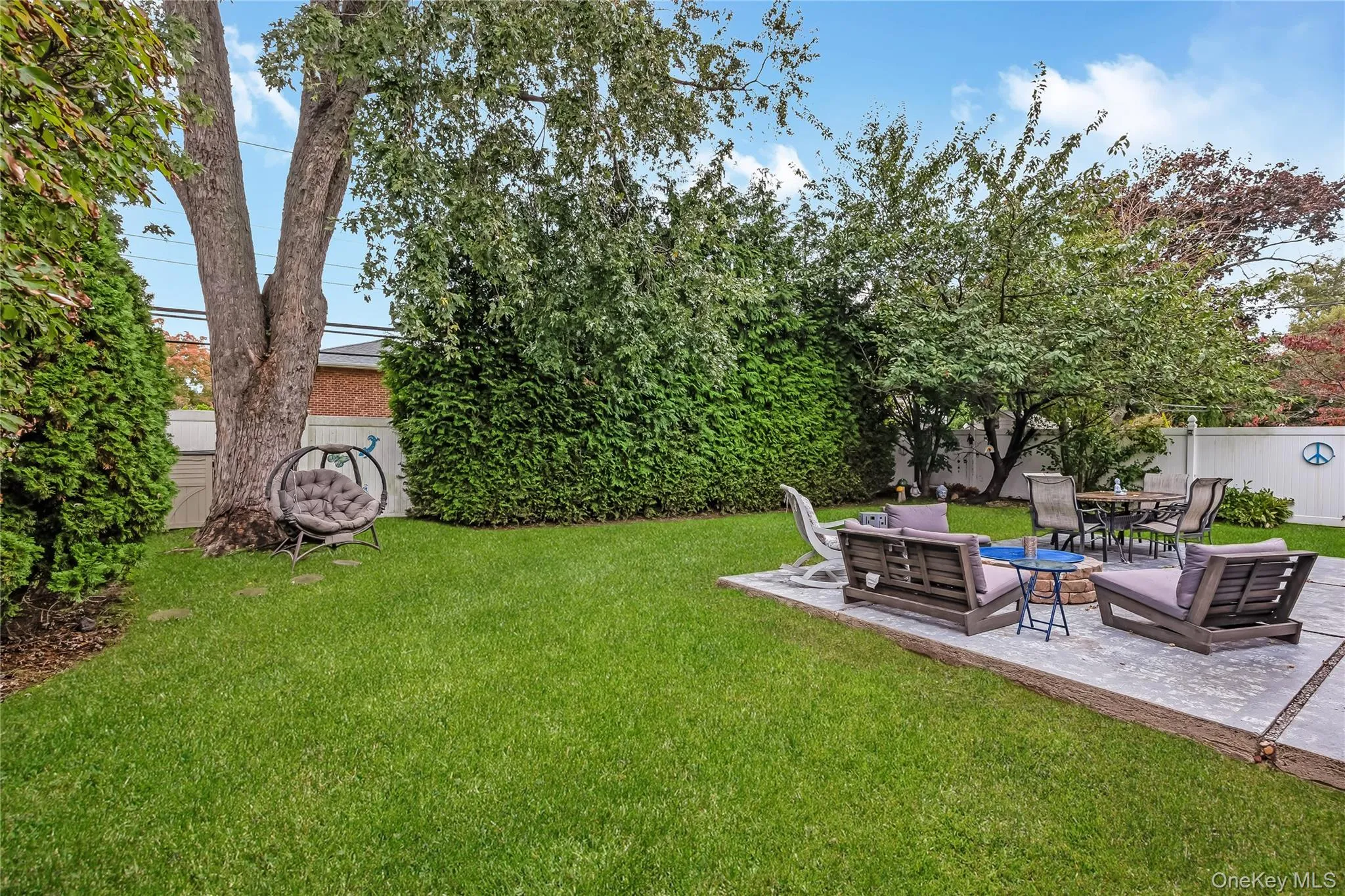 19 Leonard Road, Oyster Bay, NY, 4 Bedrooms Bedrooms, 7 Rooms Rooms,2 BathroomsBathrooms,Residential,For Rent,Leonard,0,1063097 19 Leonard Road, Oyster Bay, NY, 4 Bedrooms Bedrooms, 7 Rooms Rooms,2 BathroomsBathrooms,Residential,For Rent,Leonard,0,1063097