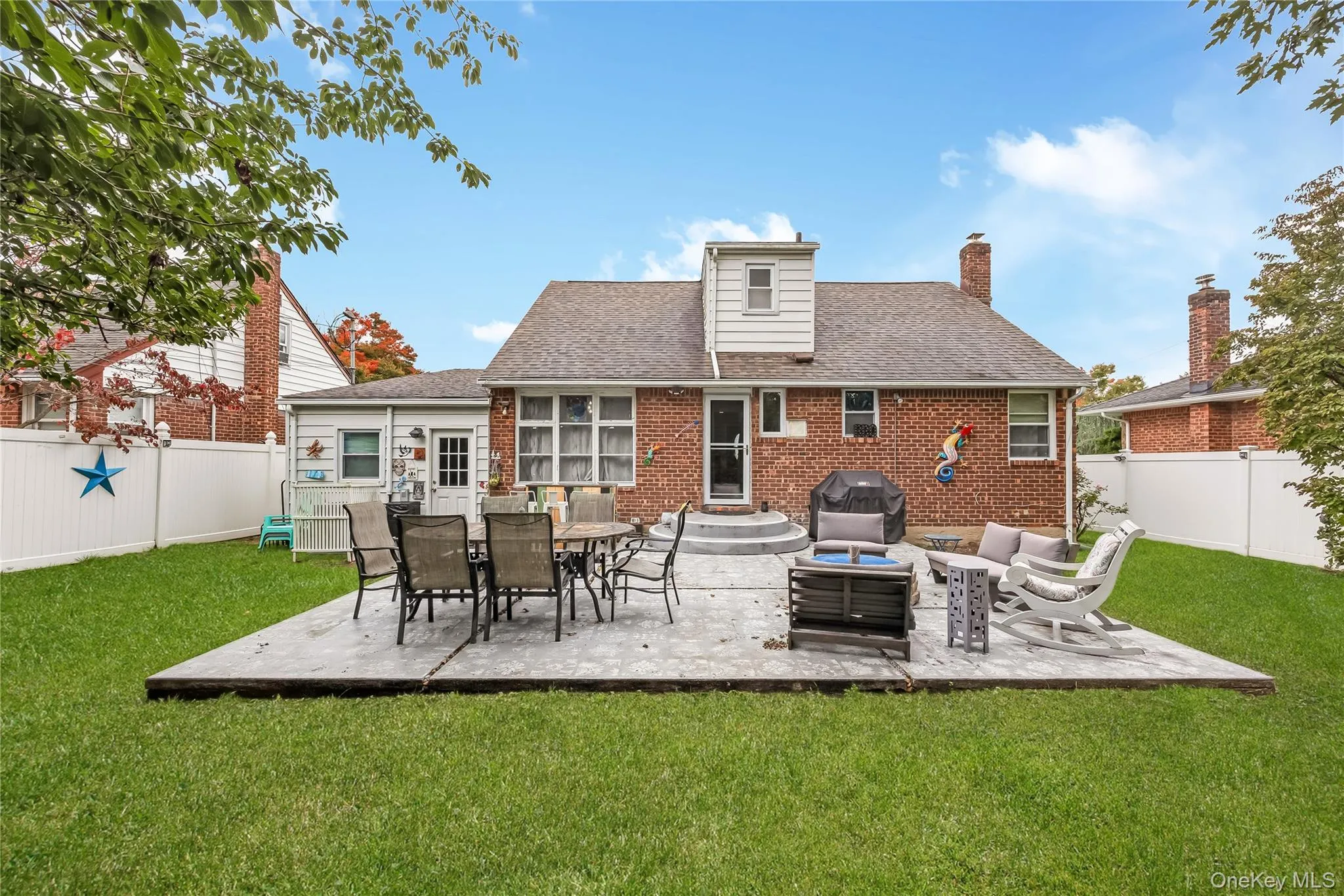 19 Leonard Road, Oyster Bay, NY, 4 Bedrooms Bedrooms, 7 Rooms Rooms,2 BathroomsBathrooms,Residential,For Rent,Leonard,0,1063097 19 Leonard Road, Oyster Bay, NY, 4 Bedrooms Bedrooms, 7 Rooms Rooms,2 BathroomsBathrooms,Residential,For Rent,Leonard,0,1063097