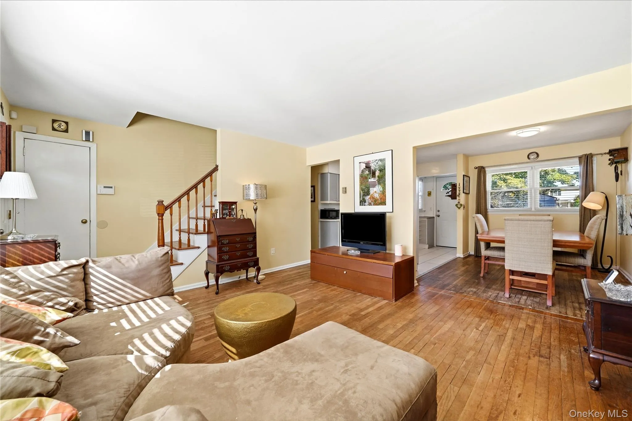 217 Rutherford Avenue, Oyster Bay, NY, 4 Bedrooms Bedrooms, 7 Rooms Rooms,2 BathroomsBathrooms,Residential,For Rent,Rutherford,0,1063099 217 Rutherford Avenue, Oyster Bay, NY, 4 Bedrooms Bedrooms, 7 Rooms Rooms,2 BathroomsBathrooms,Residential,For Rent,Rutherford,0,1063099
