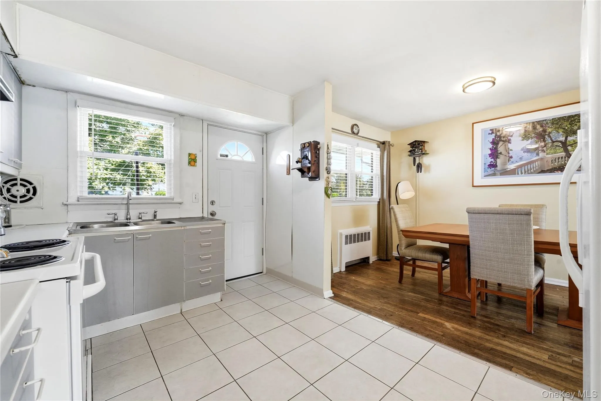 217 Rutherford Avenue, Oyster Bay, NY, 4 Bedrooms Bedrooms, 7 Rooms Rooms,2 BathroomsBathrooms,Residential,For Rent,Rutherford,0,1063099 217 Rutherford Avenue, Oyster Bay, NY, 4 Bedrooms Bedrooms, 7 Rooms Rooms,2 BathroomsBathrooms,Residential,For Rent,Rutherford,0,1063099