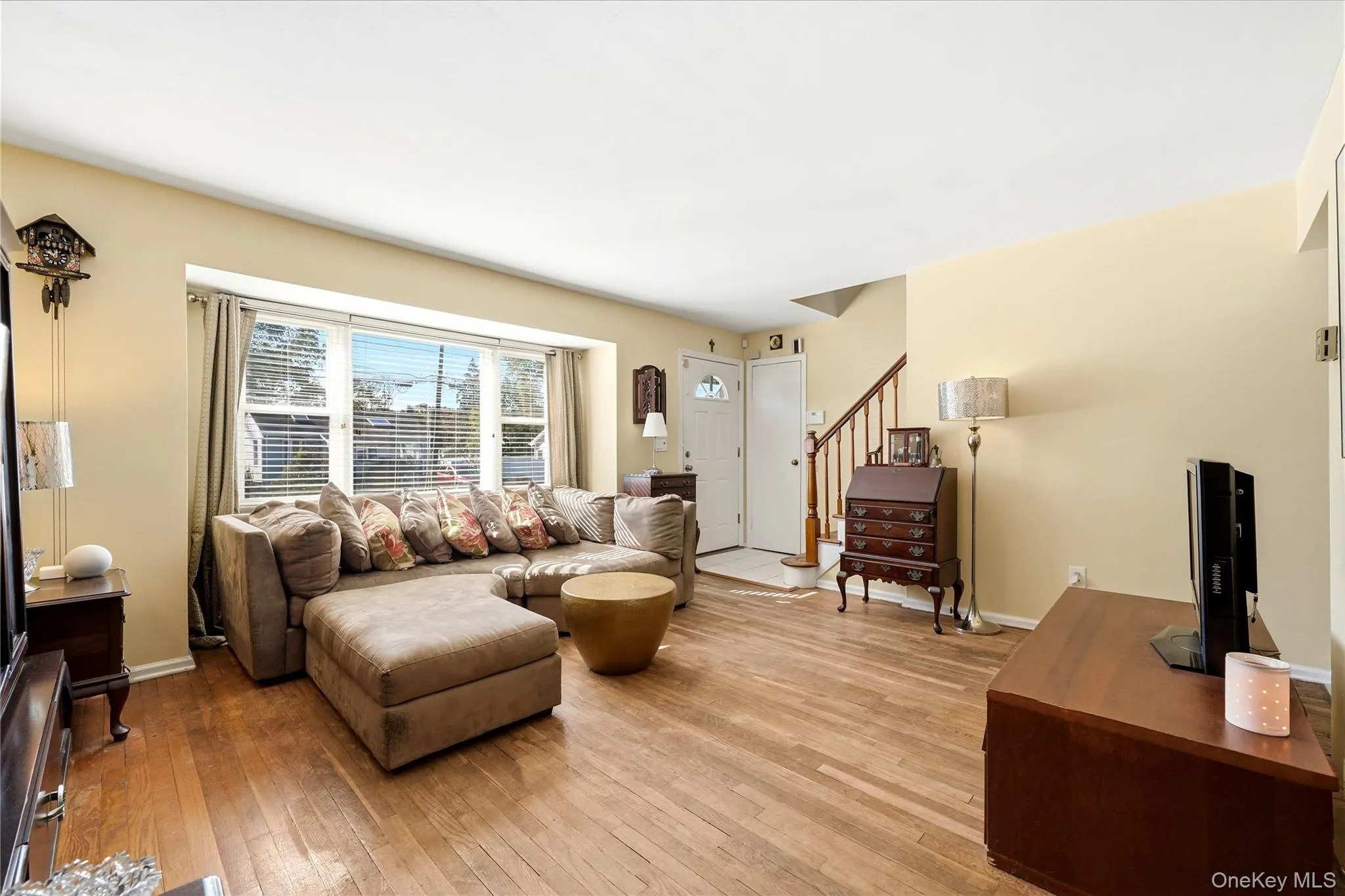 217 Rutherford Avenue, Oyster Bay, NY, 4 Bedrooms Bedrooms, 7 Rooms Rooms,2 BathroomsBathrooms,Residential,For Rent,Rutherford,0,1063099 217 Rutherford Avenue, Oyster Bay, NY, 4 Bedrooms Bedrooms, 7 Rooms Rooms,2 BathroomsBathrooms,Residential,For Rent,Rutherford,0,1063099
