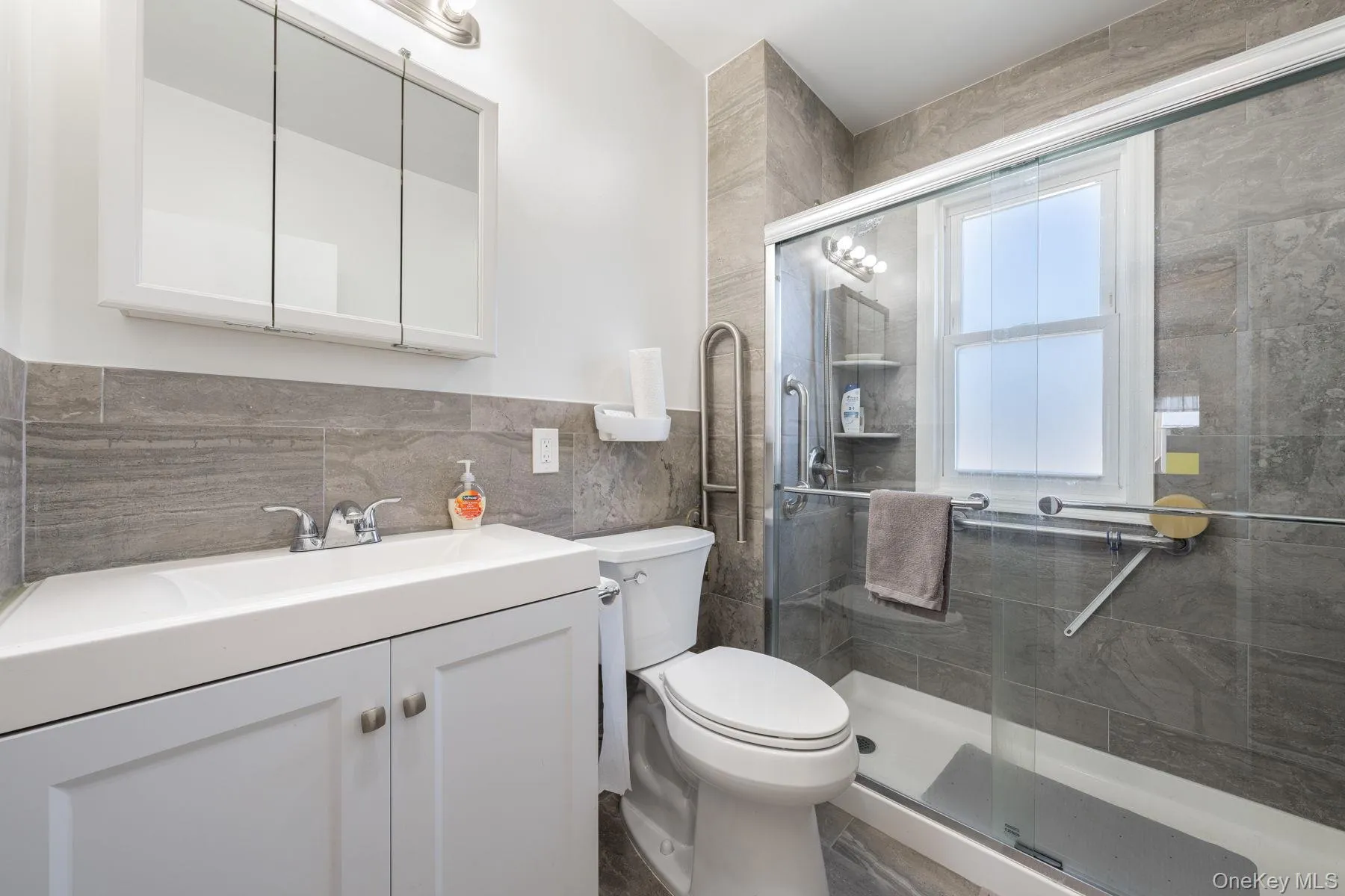 103-15 221st Street, New York, NY, 3 Bedrooms Bedrooms, 7 Rooms Rooms,1 BathroomBathrooms,Residential,For Rent,221st,0,1063102 103-15 221st Street, New York, NY, 3 Bedrooms Bedrooms, 7 Rooms Rooms,1 BathroomBathrooms,Residential,For Rent,221st,0,1063102