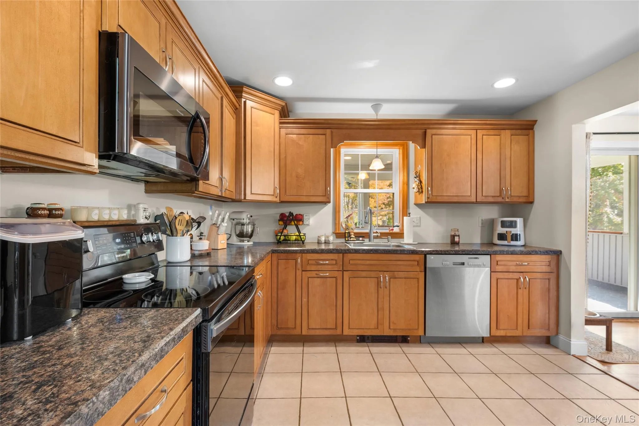 34 Windmill Road, Hyde Park, NY, 3 Bedrooms Bedrooms, 6 Rooms Rooms,2 BathroomsBathrooms,Residential,For Rent,Windmill,0,1063105 34 Windmill Road, Hyde Park, NY, 3 Bedrooms Bedrooms, 6 Rooms Rooms,2 BathroomsBathrooms,Residential,For Rent,Windmill,0,1063105