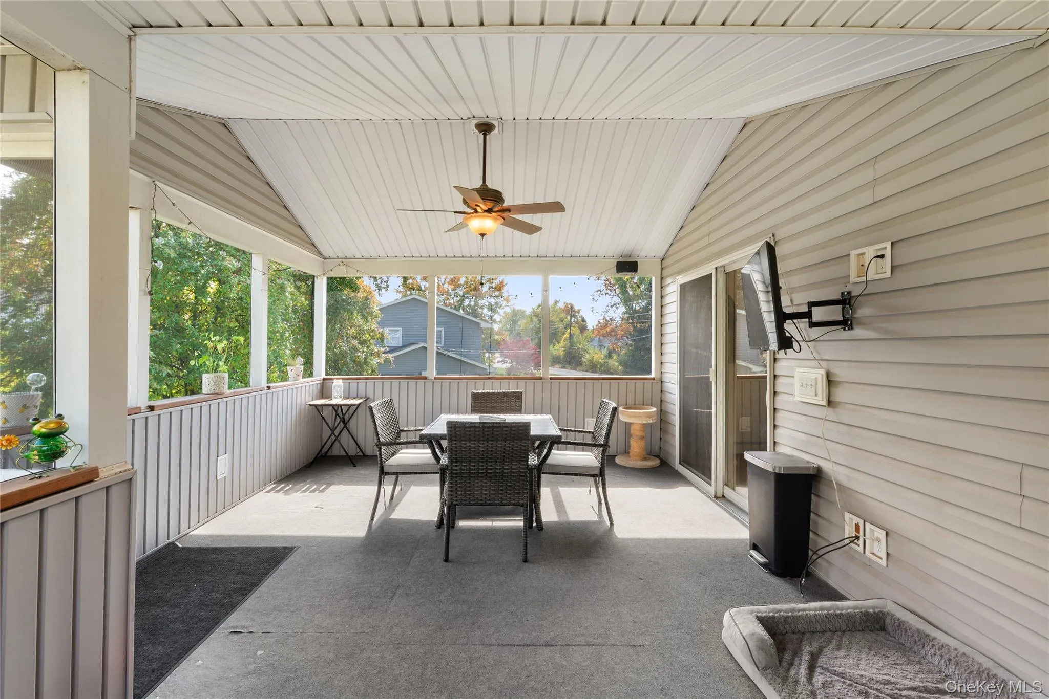 34 Windmill Road, Hyde Park, NY, 3 Bedrooms Bedrooms, 6 Rooms Rooms,2 BathroomsBathrooms,Residential,For Rent,Windmill,0,1063105 34 Windmill Road, Hyde Park, NY, 3 Bedrooms Bedrooms, 6 Rooms Rooms,2 BathroomsBathrooms,Residential,For Rent,Windmill,0,1063105