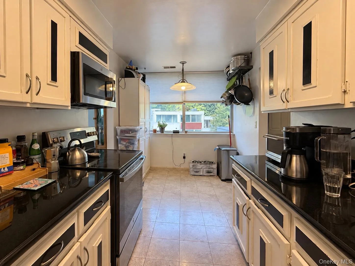 921 Colony Drive, Greenburgh, NY, 3 Bedrooms Bedrooms, 5 Rooms Rooms,2 BathroomsBathrooms,Residential,For Rent,Colony,0,1063108 921 Colony Drive, Greenburgh, NY, 3 Bedrooms Bedrooms, 5 Rooms Rooms,2 BathroomsBathrooms,Residential,For Rent,Colony,0,1063108