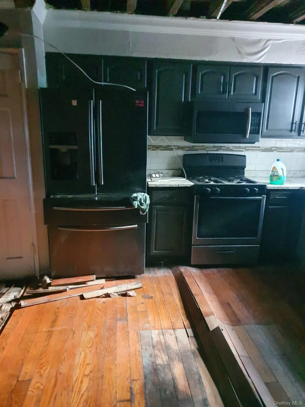 3341 EASTCHESTER Avenue, New York, NY, 3 Bedrooms Bedrooms, 5 Rooms Rooms,1 BathroomBathrooms,Residential,For Rent,EASTCHESTER,0,1063112 3341 EASTCHESTER Avenue, New York, NY, 3 Bedrooms Bedrooms, 5 Rooms Rooms,1 BathroomBathrooms,Residential,For Rent,EASTCHESTER,0,1063112